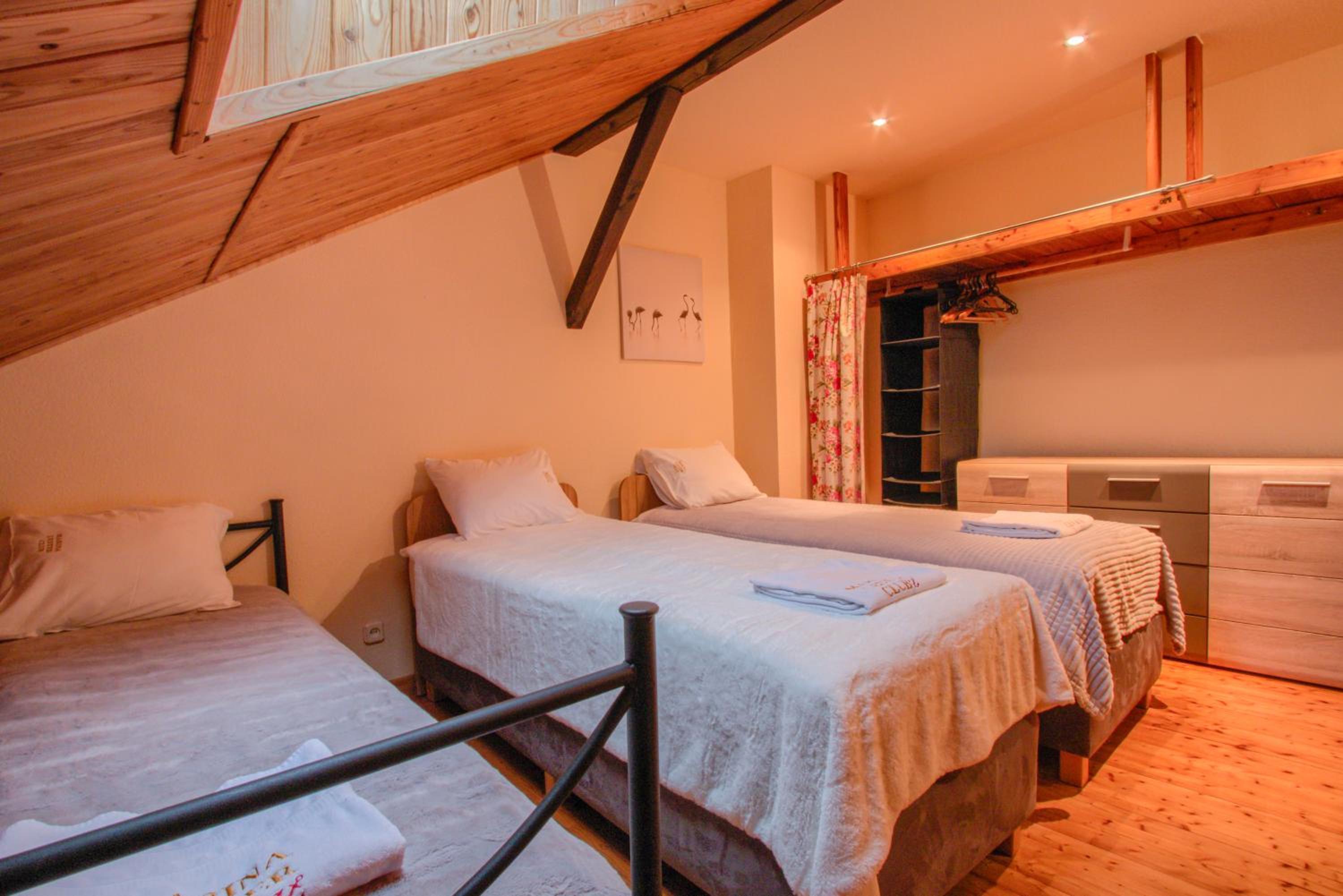 Quadruple Room with Fireplace photo 3
