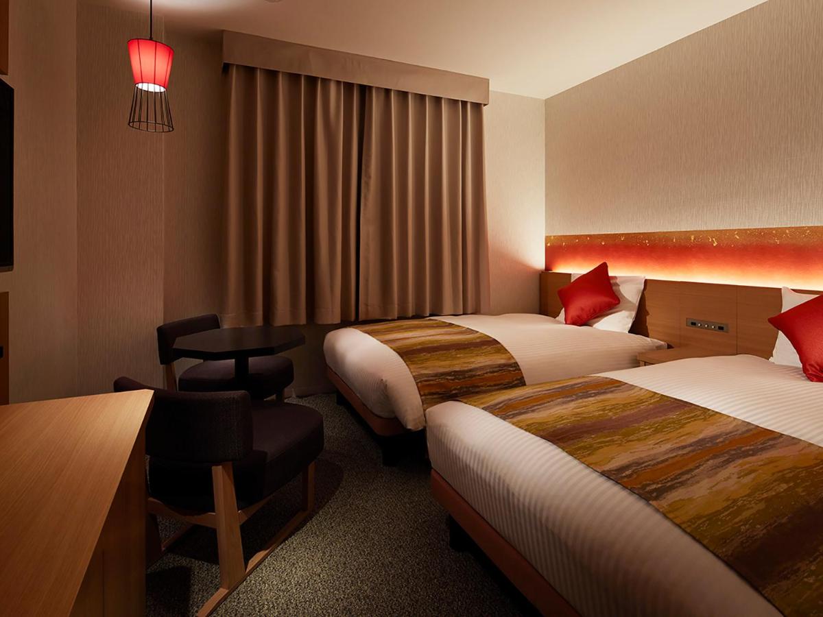 Standard Twin Room - Non-Smoking photo 2