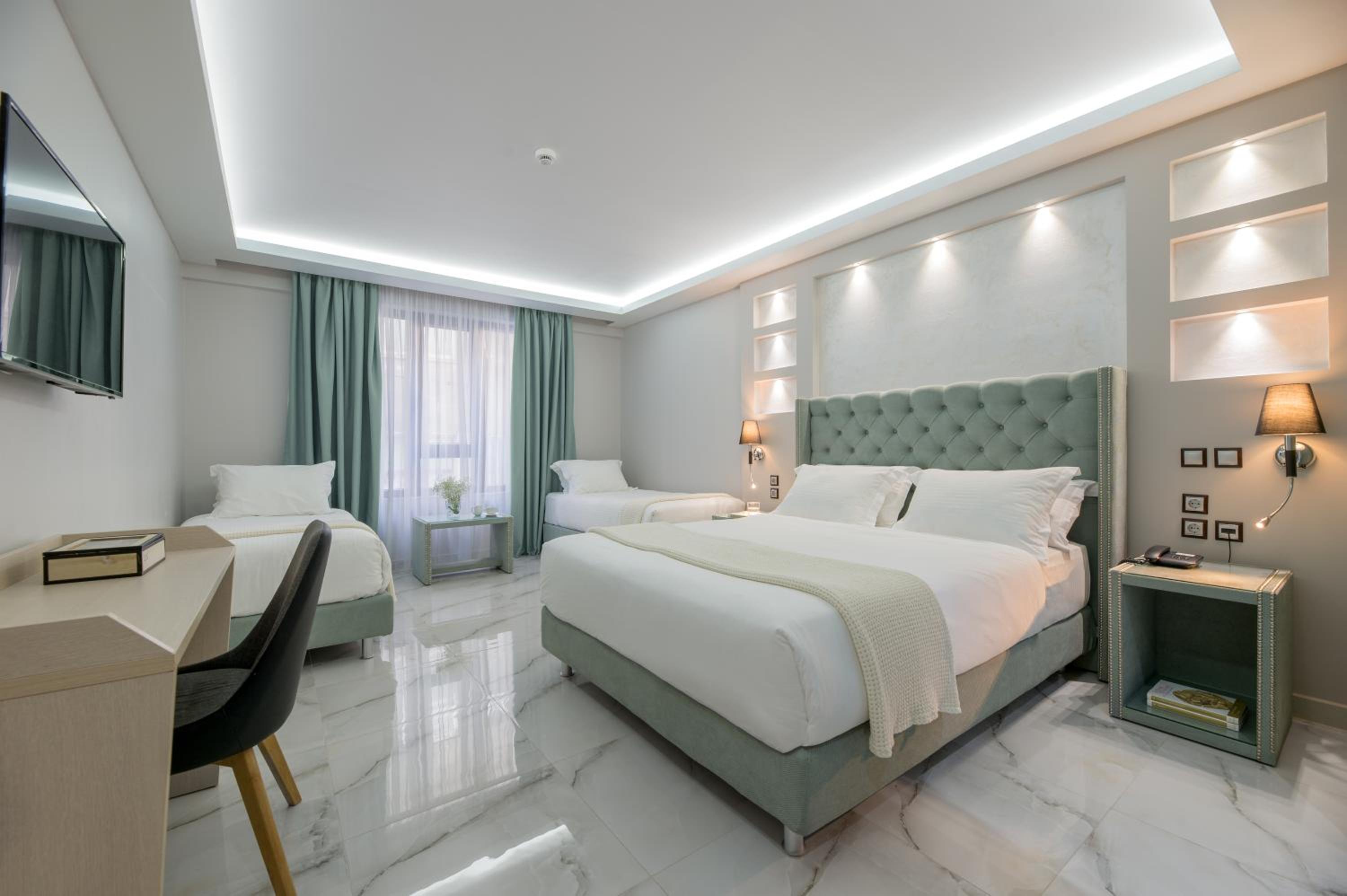 Deluxe Quadruple Room photo 1