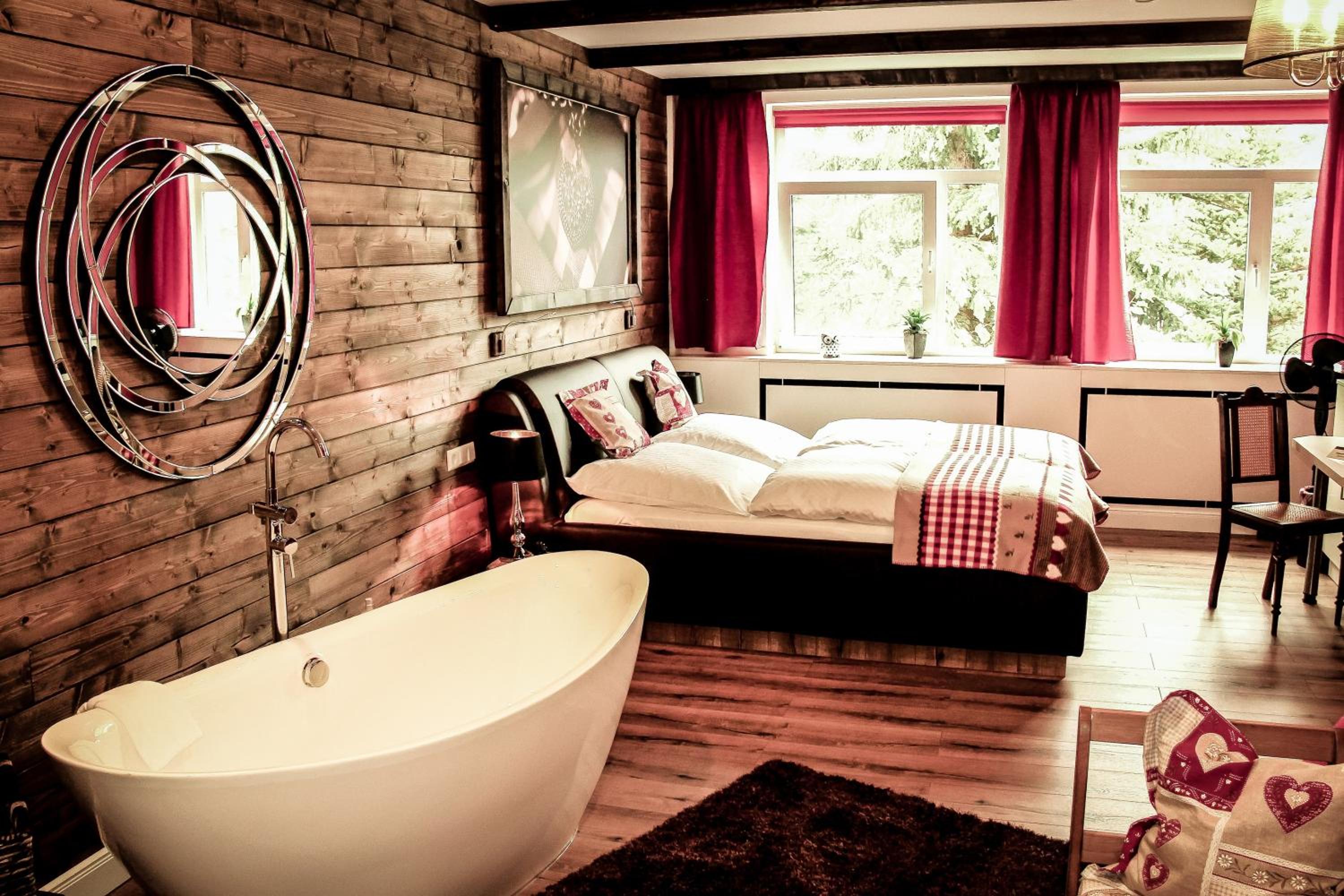 Deluxe Double Room - Photo 7