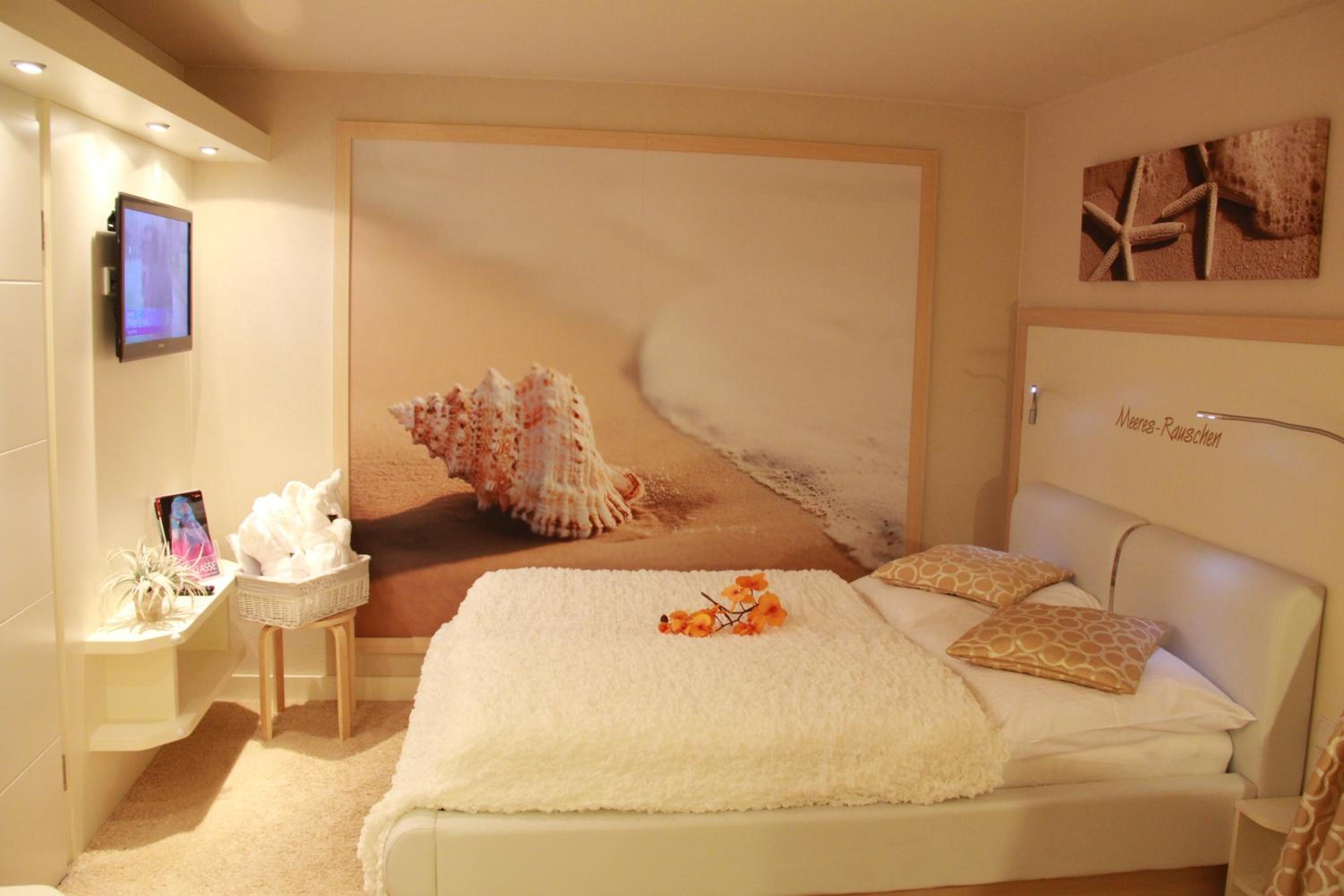 Double Room - Photo 8