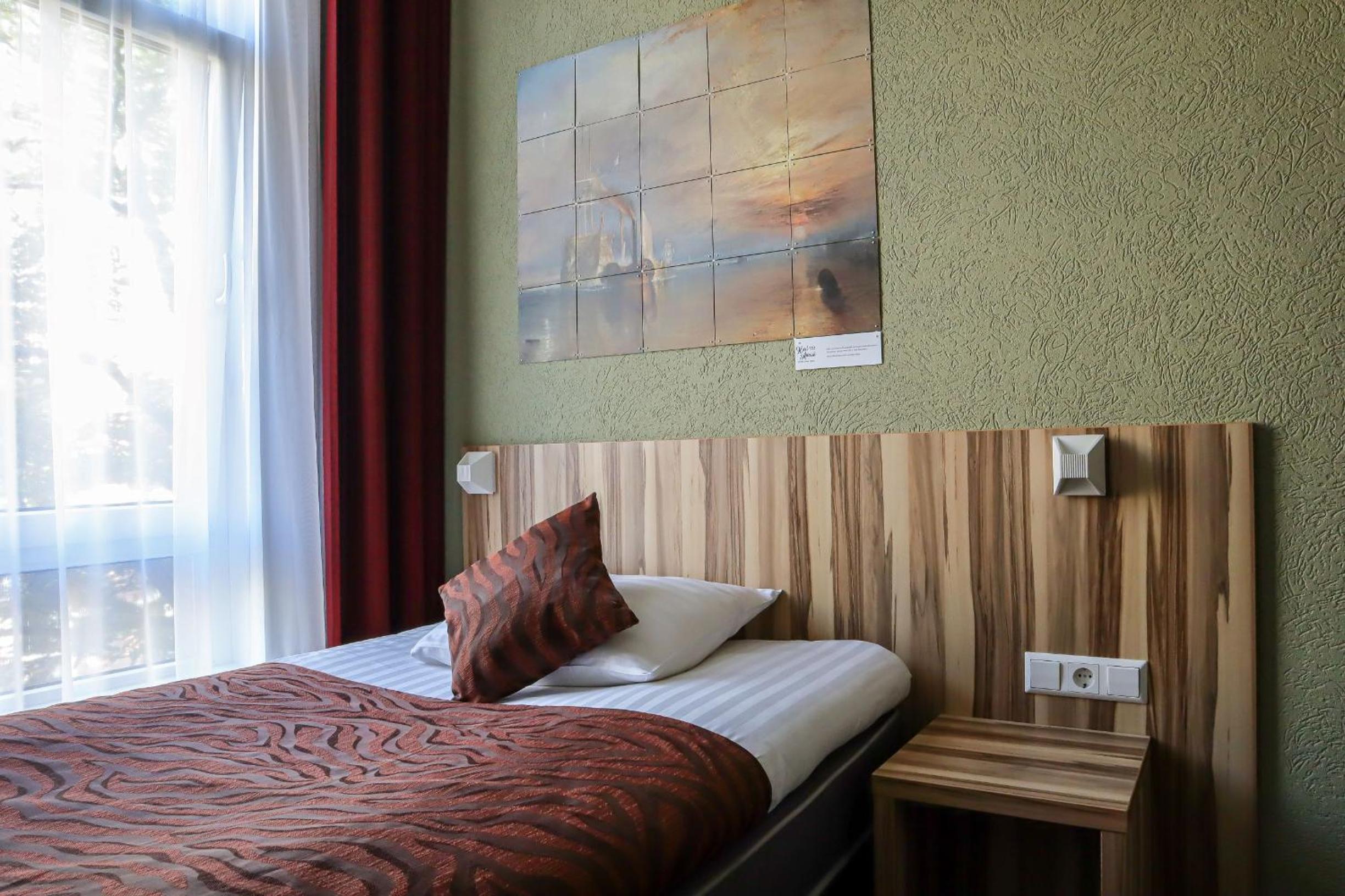 Comfort Single Room