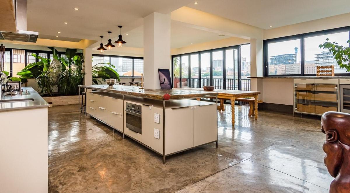 Penthouse Apartment