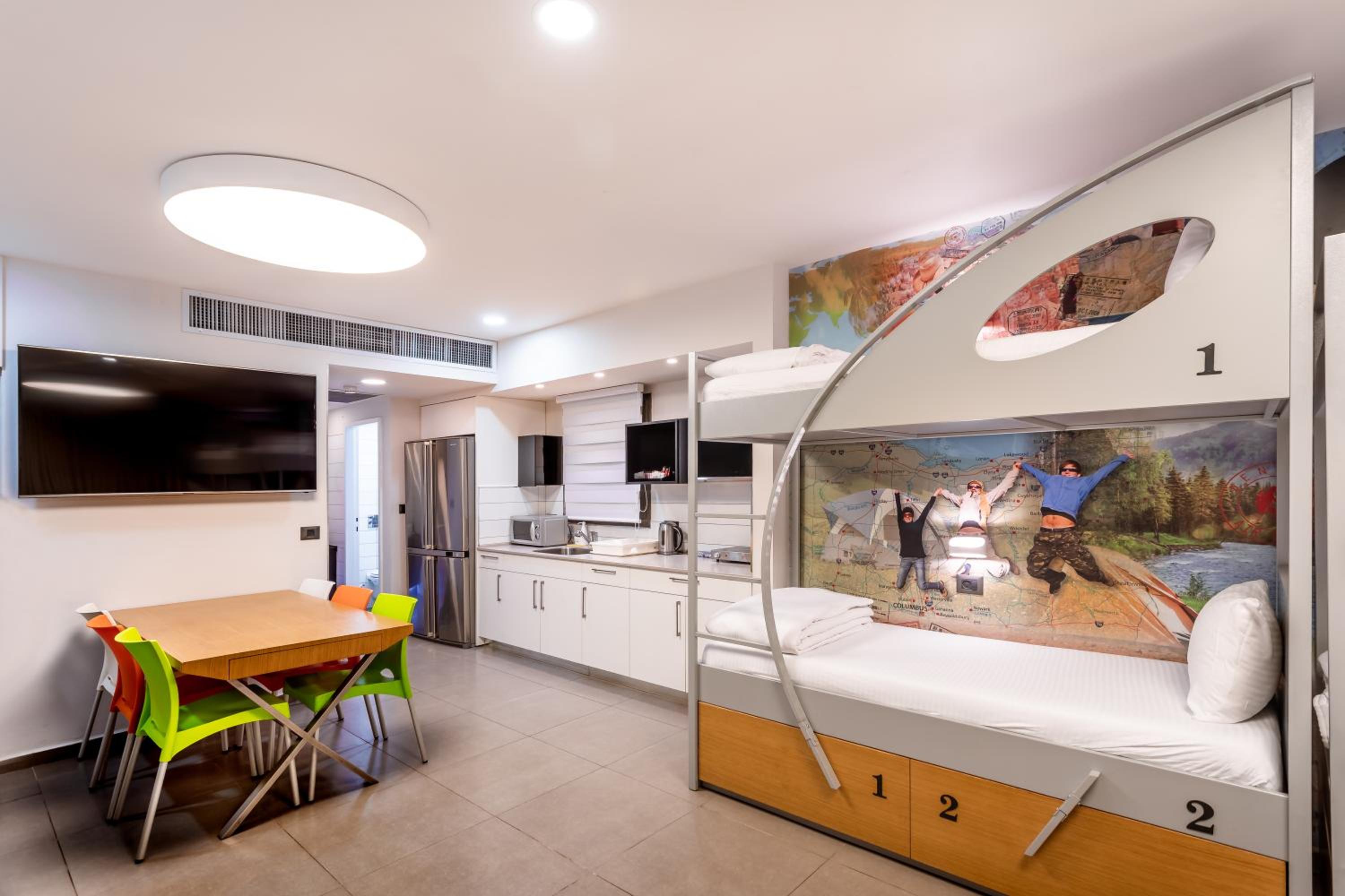 Family Studio Apartment with Bunk Beds