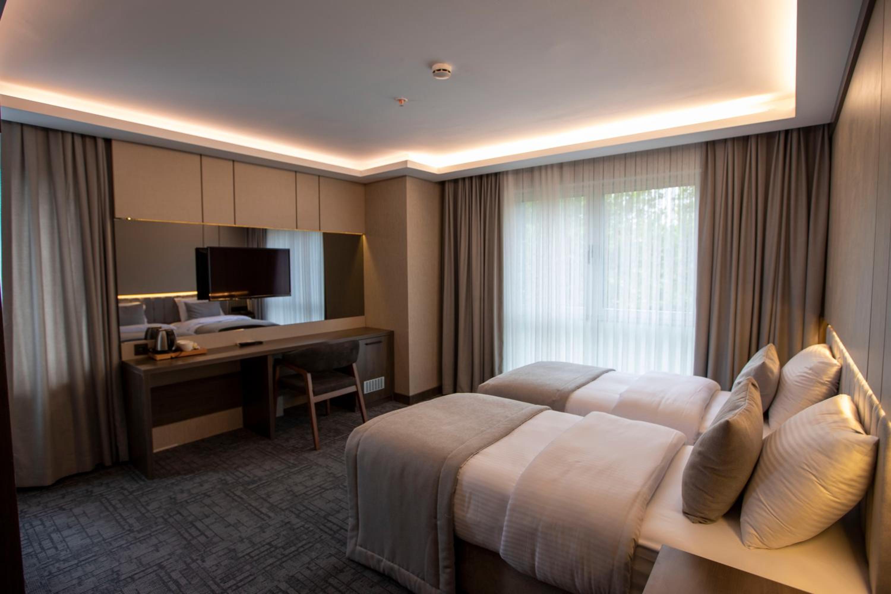 Budget Double or Twin Room photo 3