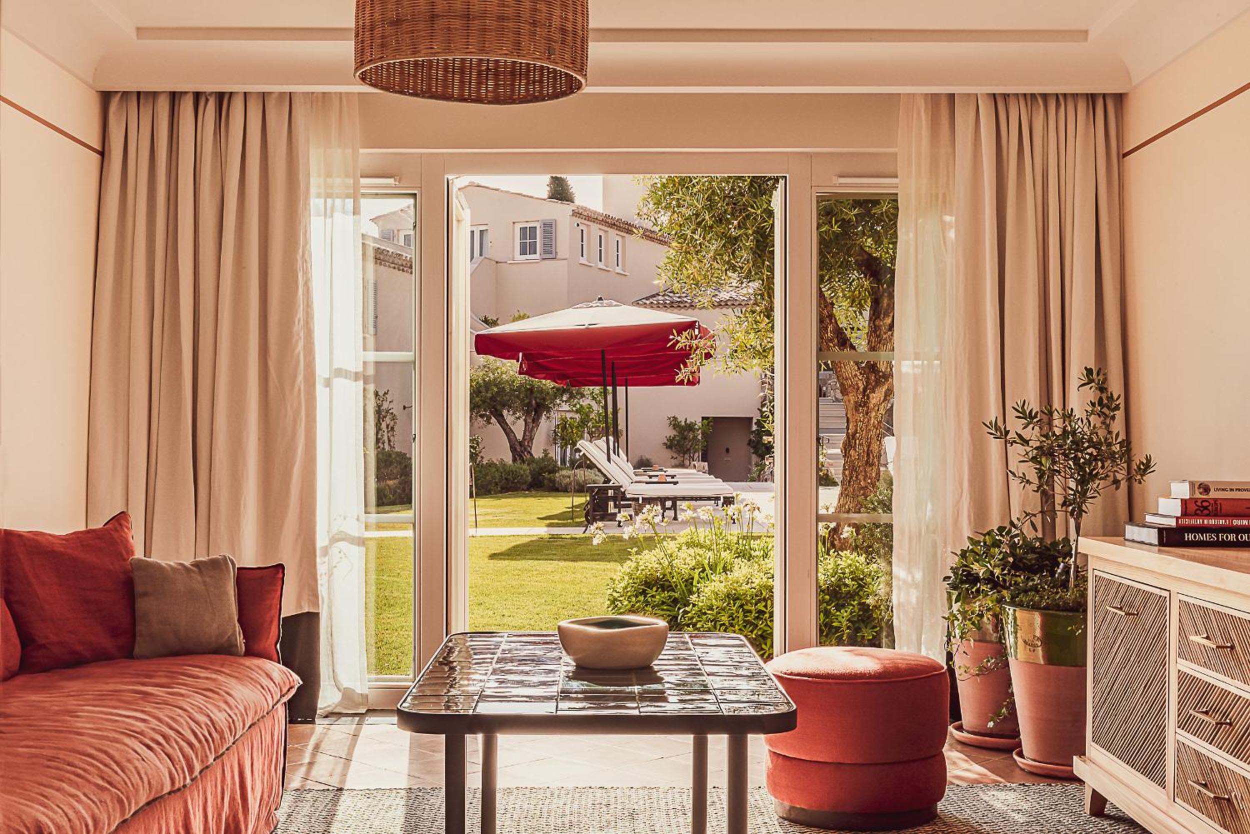 Superior Suite - Double or Twin photo 1