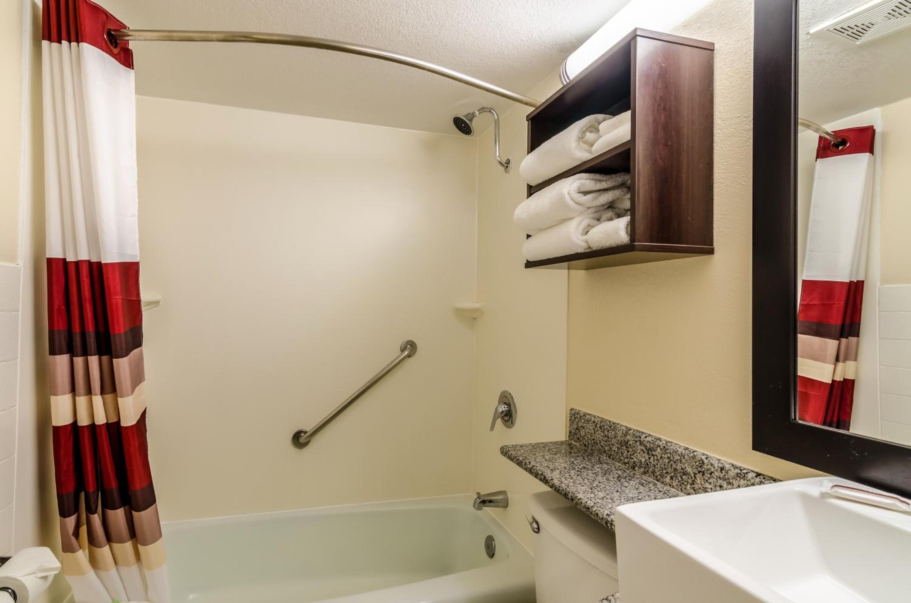  Suite King Room Smoke Free photo 2