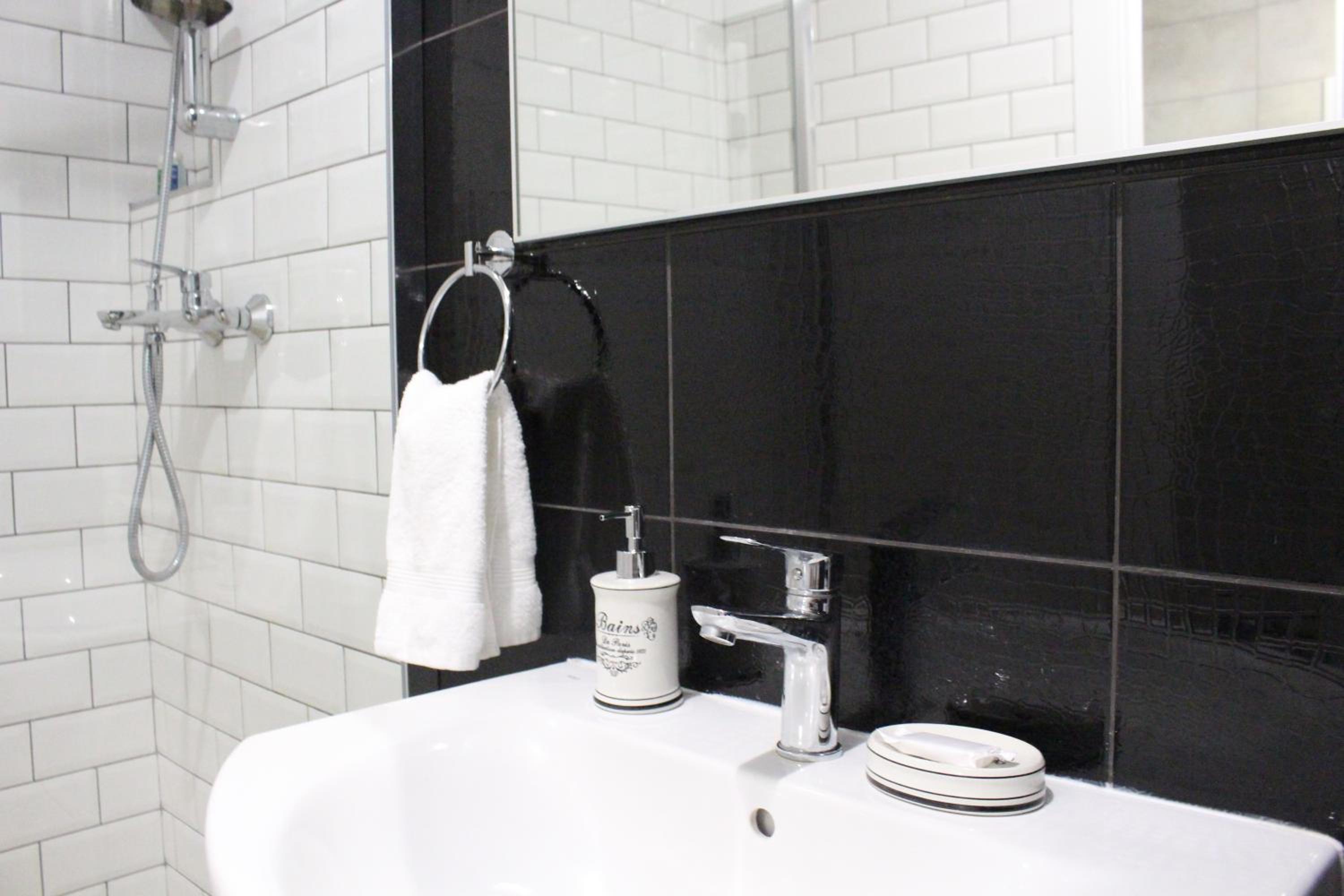 Studio Apartment photo 2