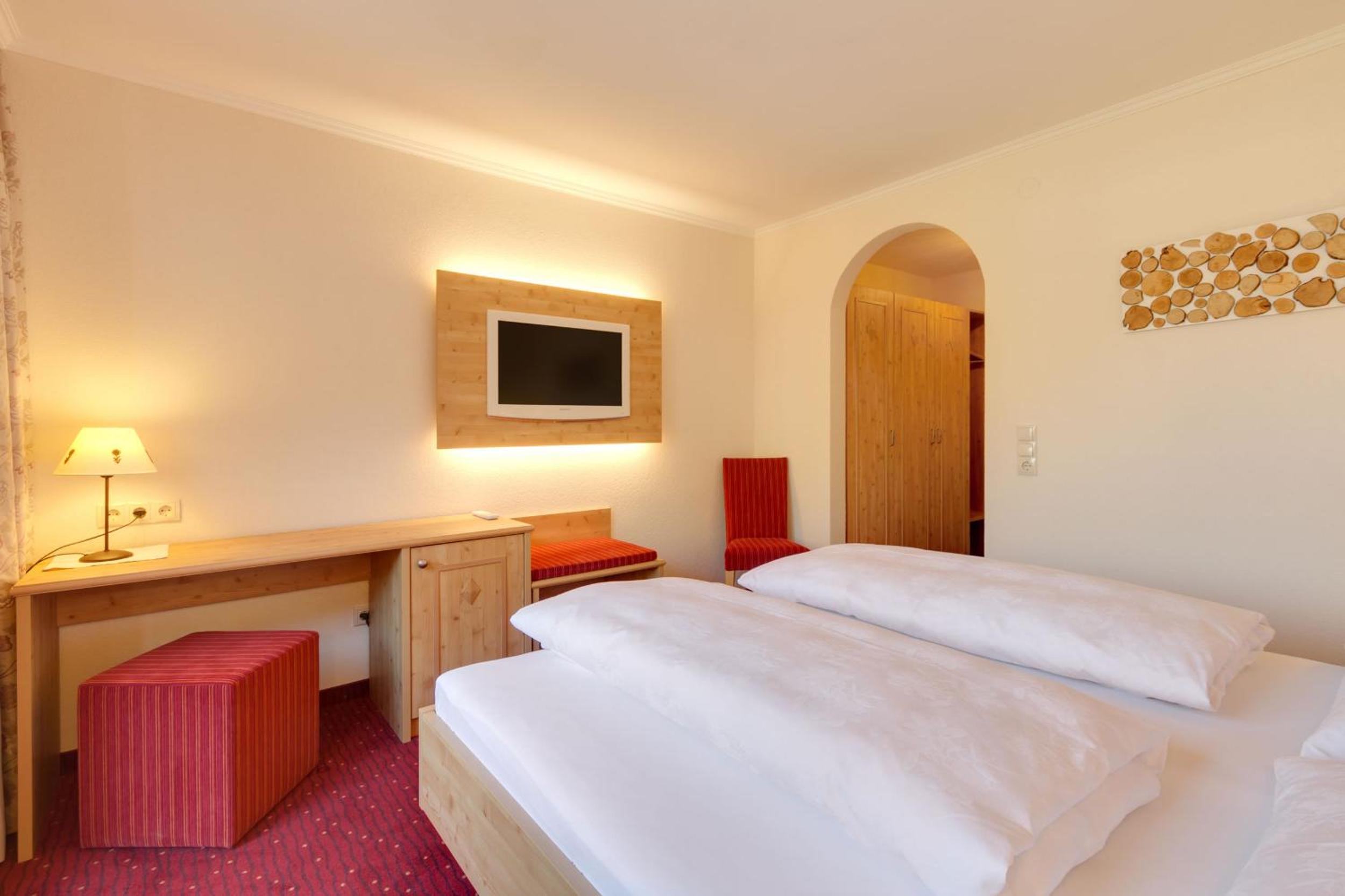Standard Double Room with Balcony photo 1