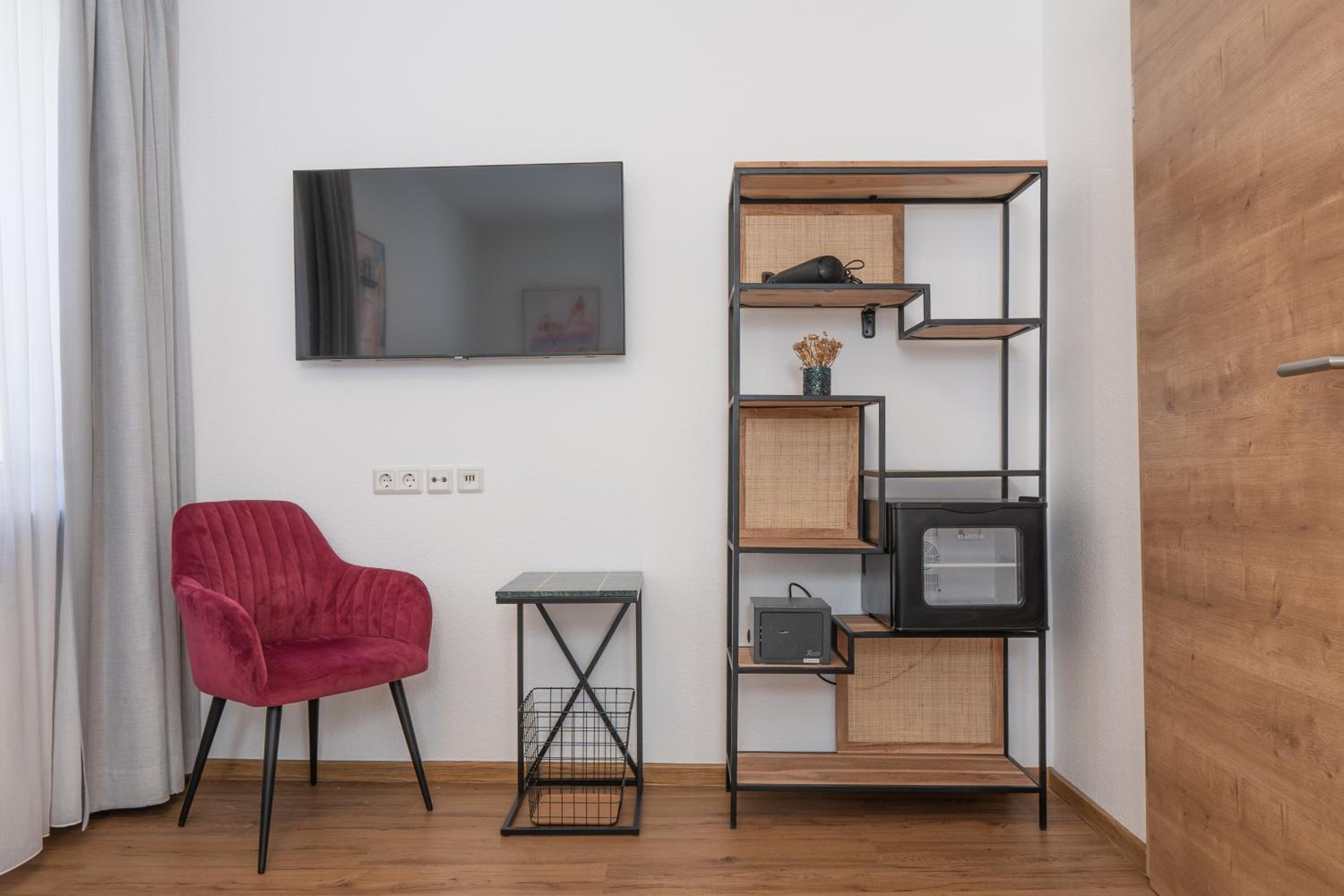 Standard Double Room - Photo 6