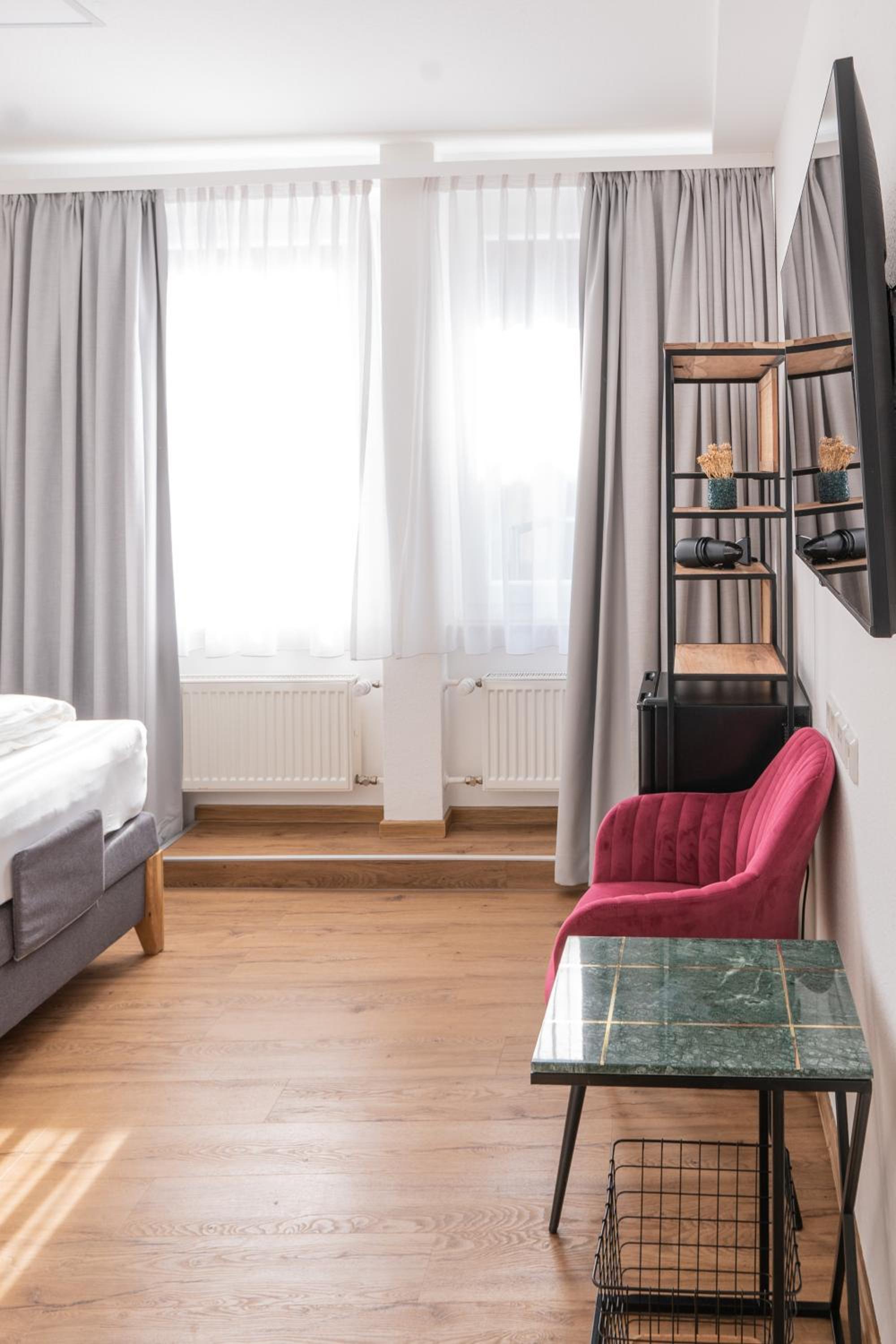Superior Triple Room - Photo 4