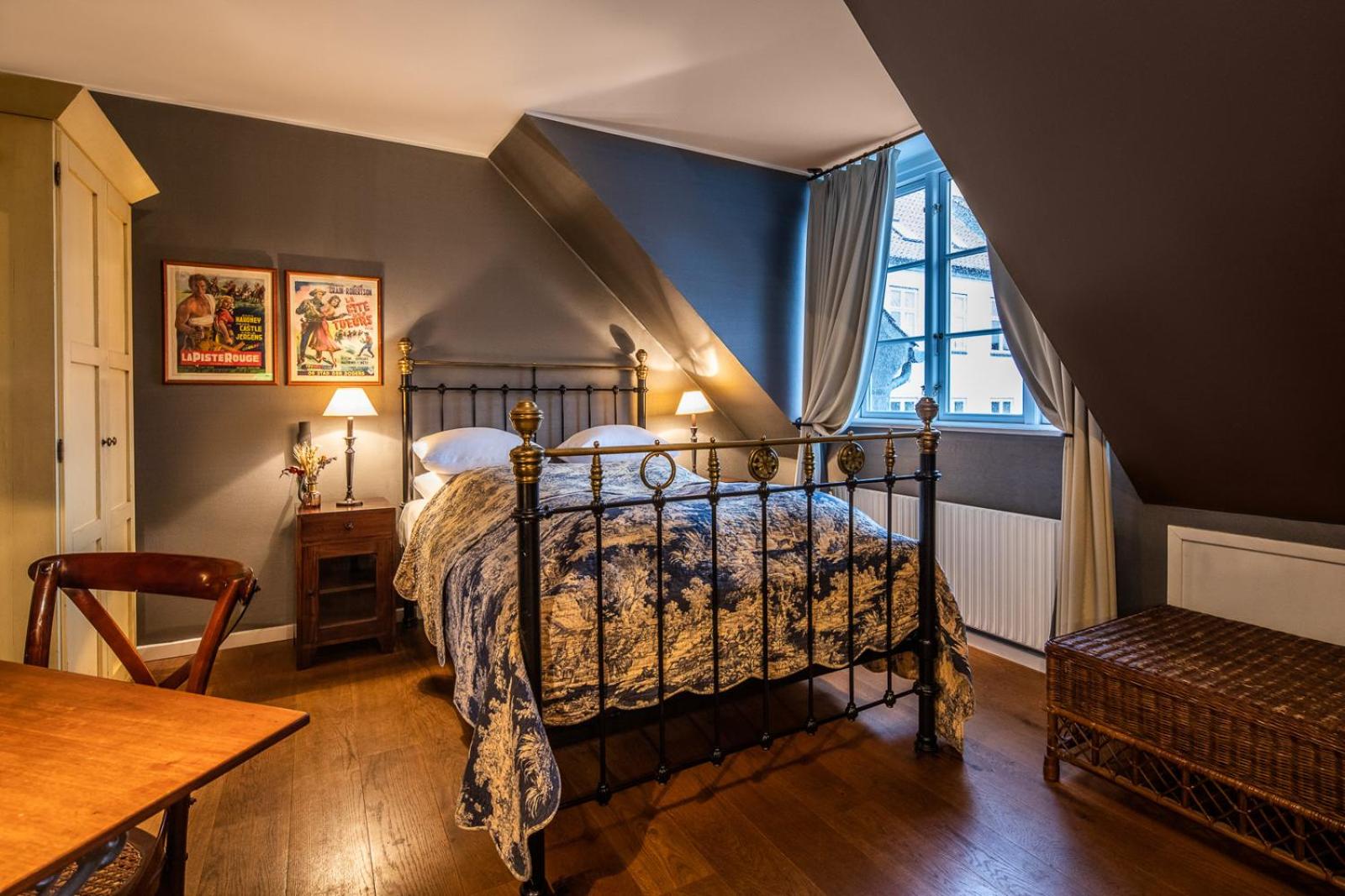 Small Double Room - Photo 1