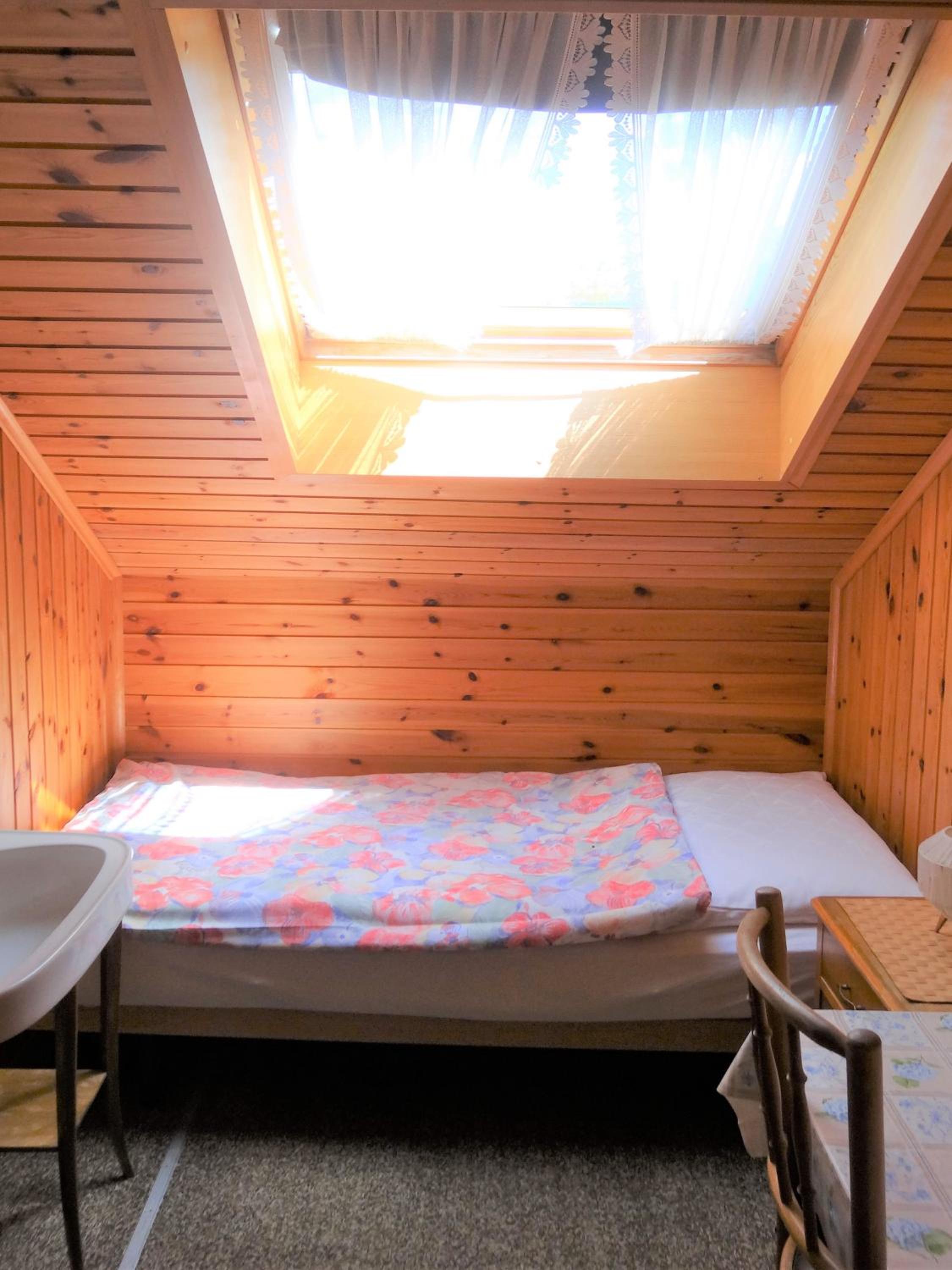 Single Room photo 3