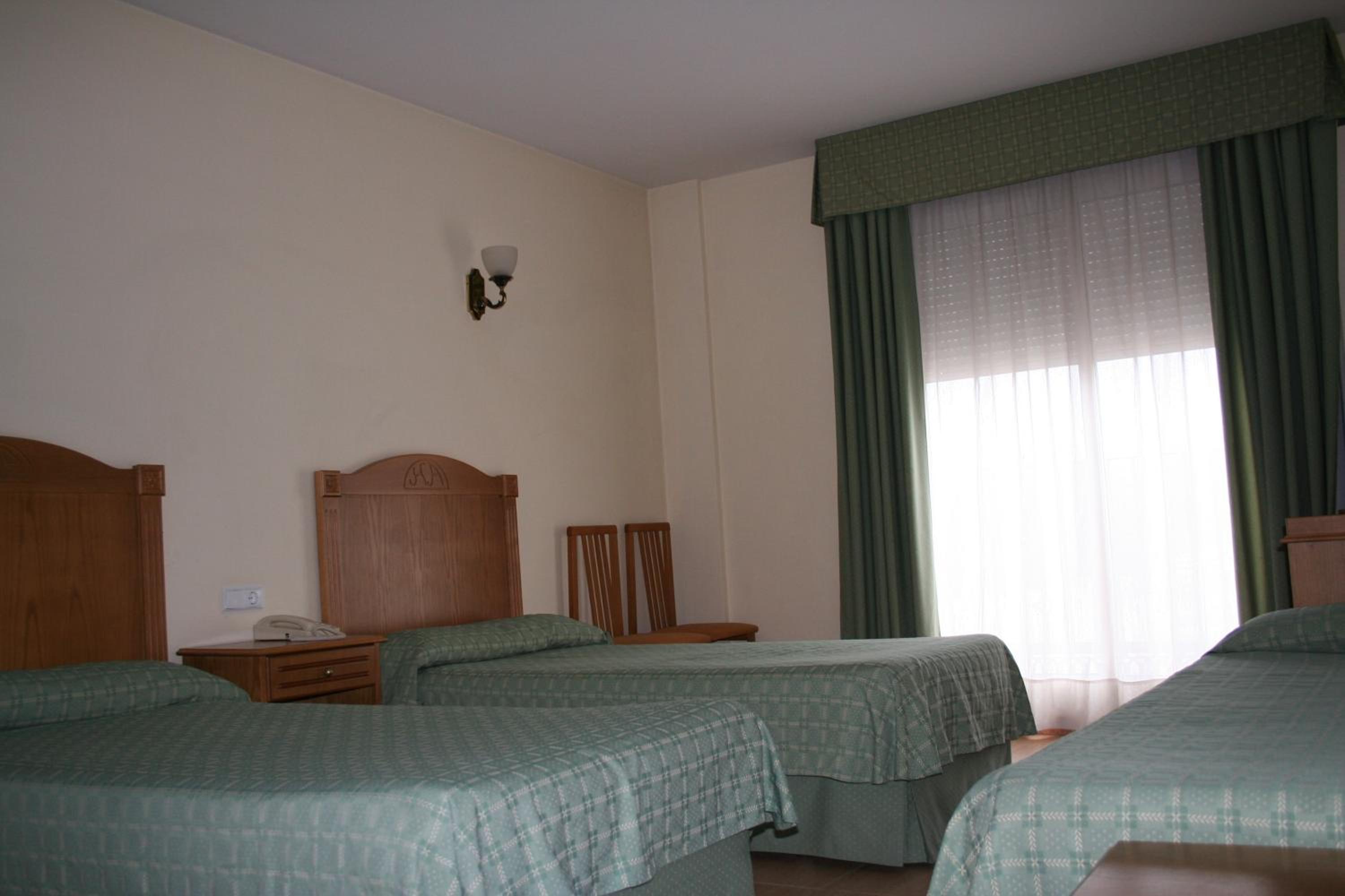 Habitación Triple (3 Adultos)