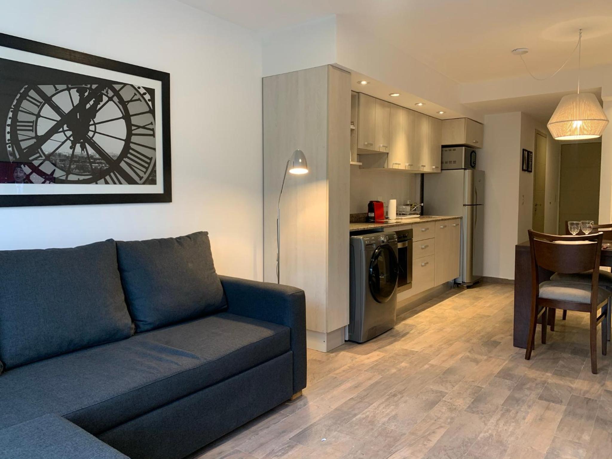 Apartment with Balcony photo 3
