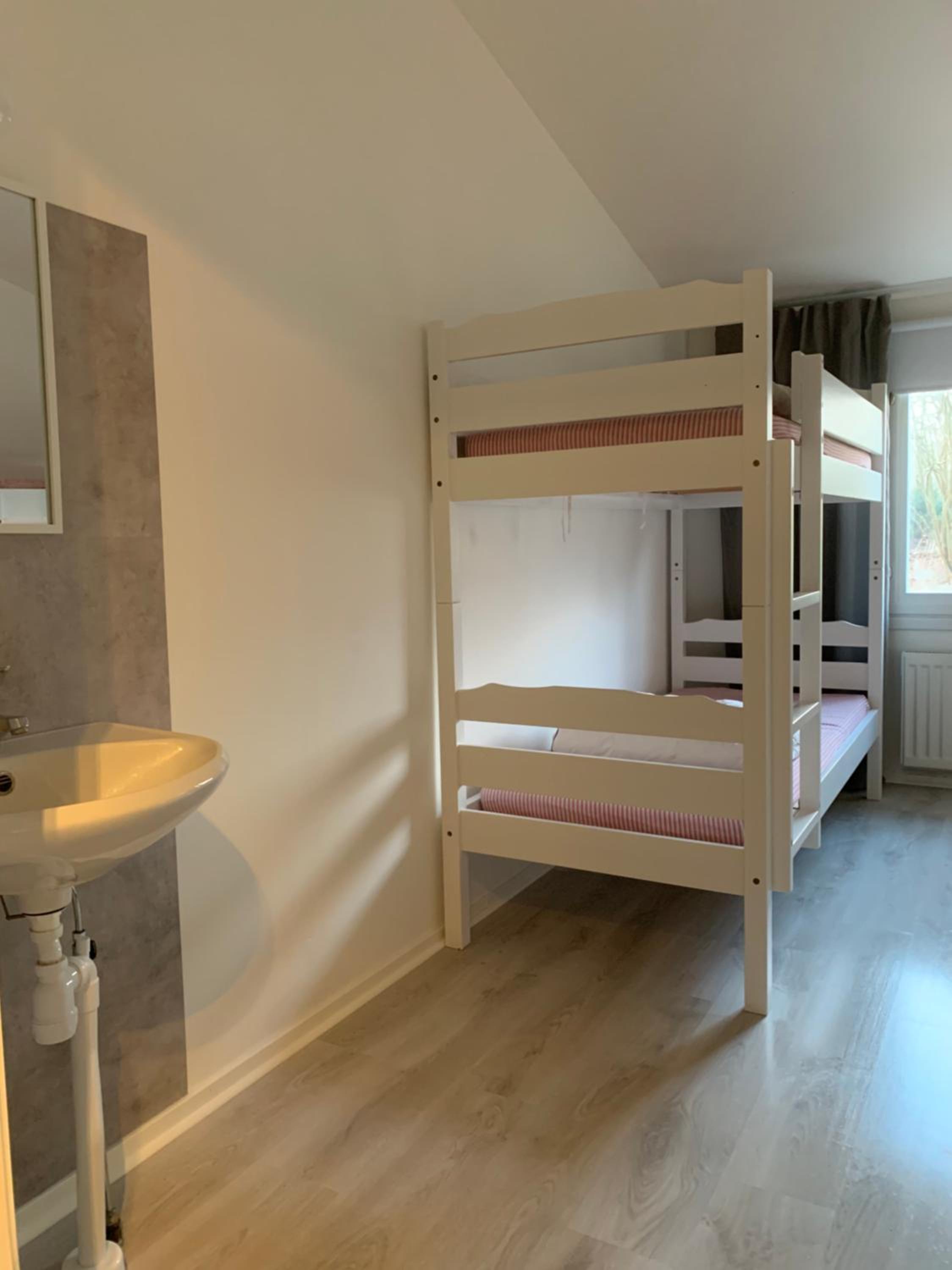 Standard Quadruple Room - Photo 2
