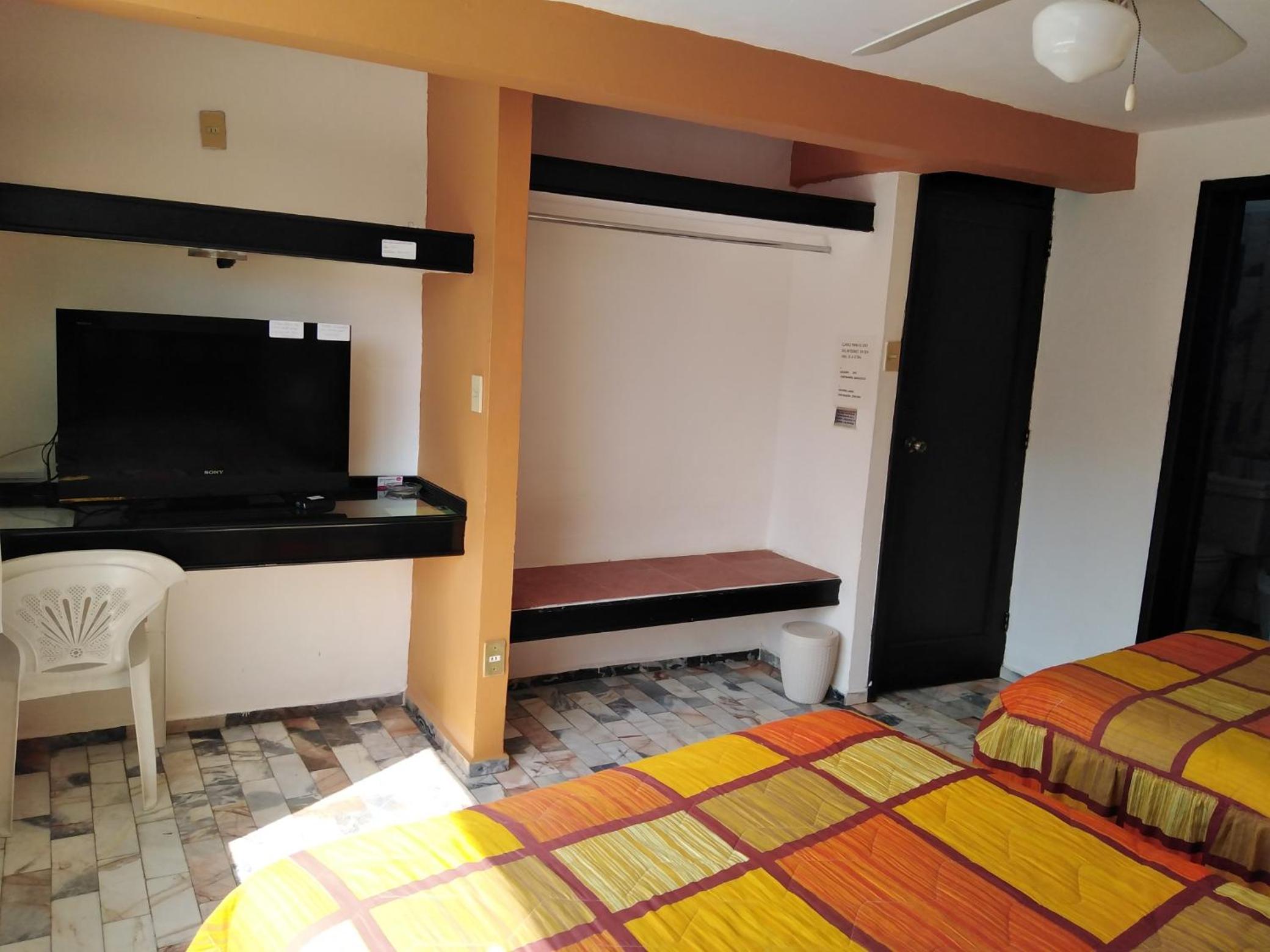 Triple Room photo 2