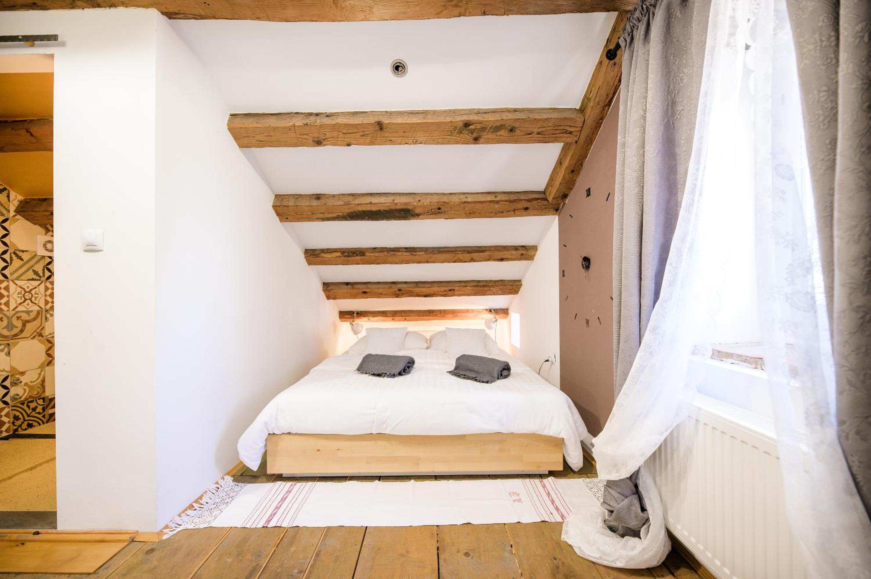 Deluxe Double Room with Sea View - Photo 6