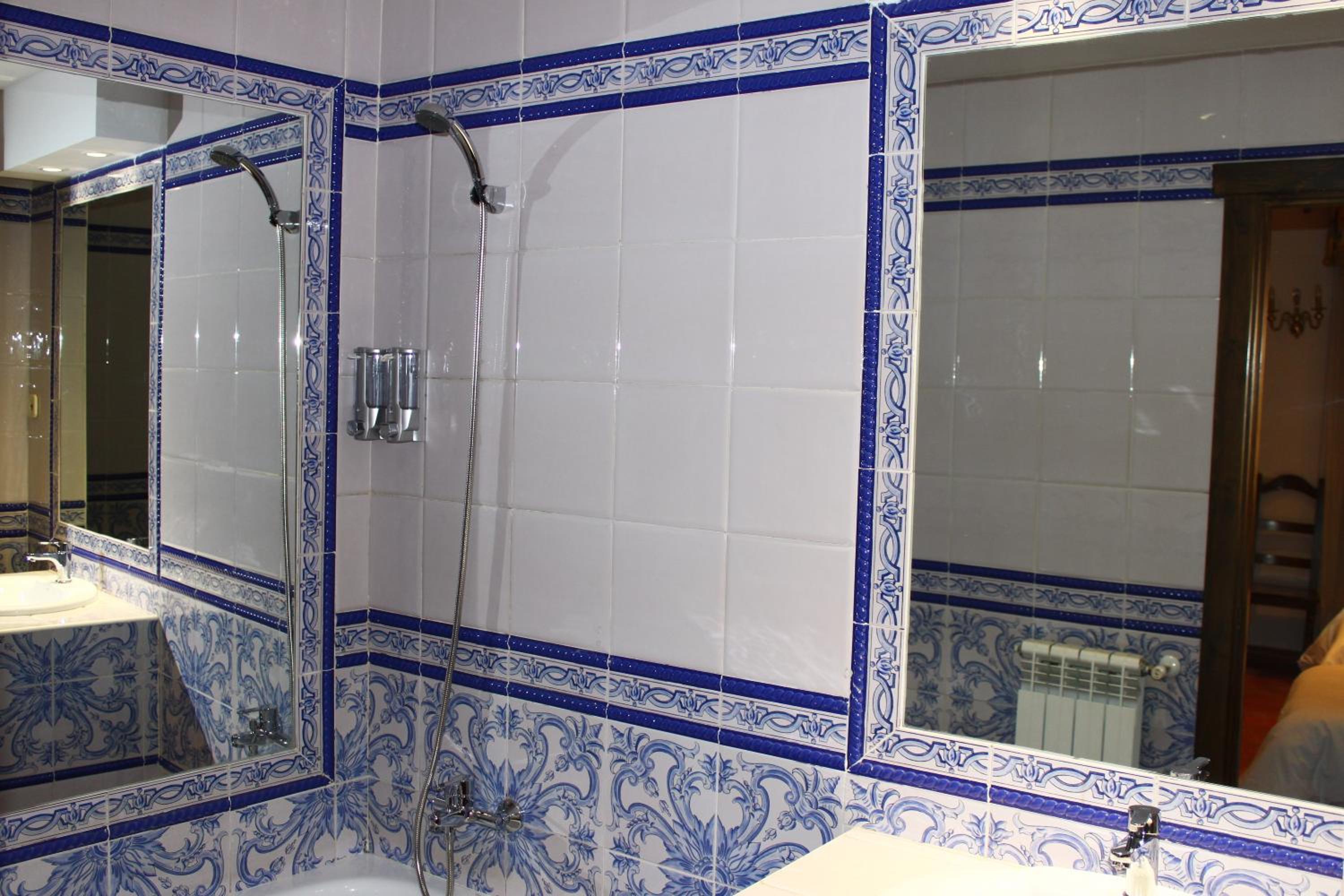 Double or Twin Room photo 2