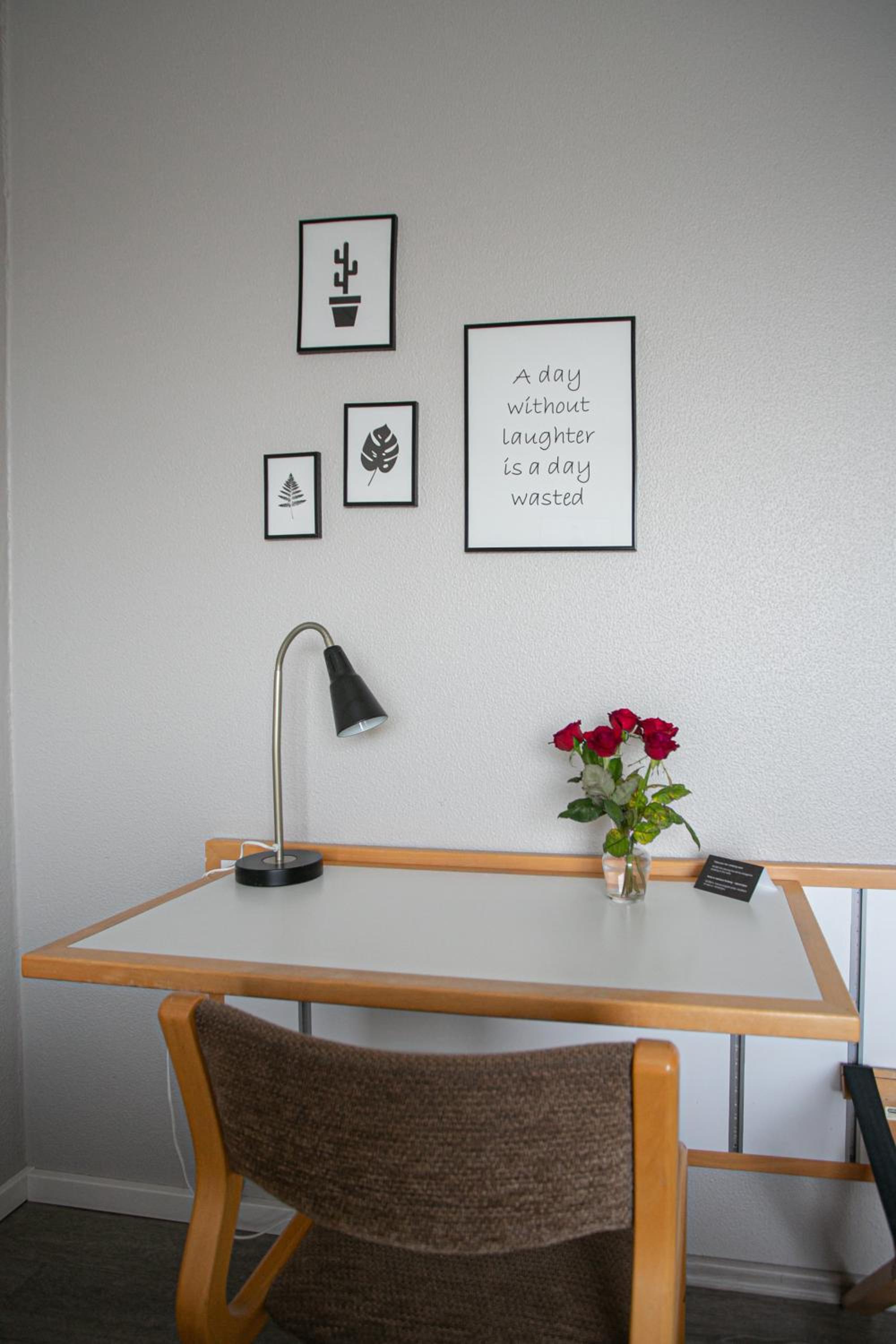 Standard Twin Room - Photo 3