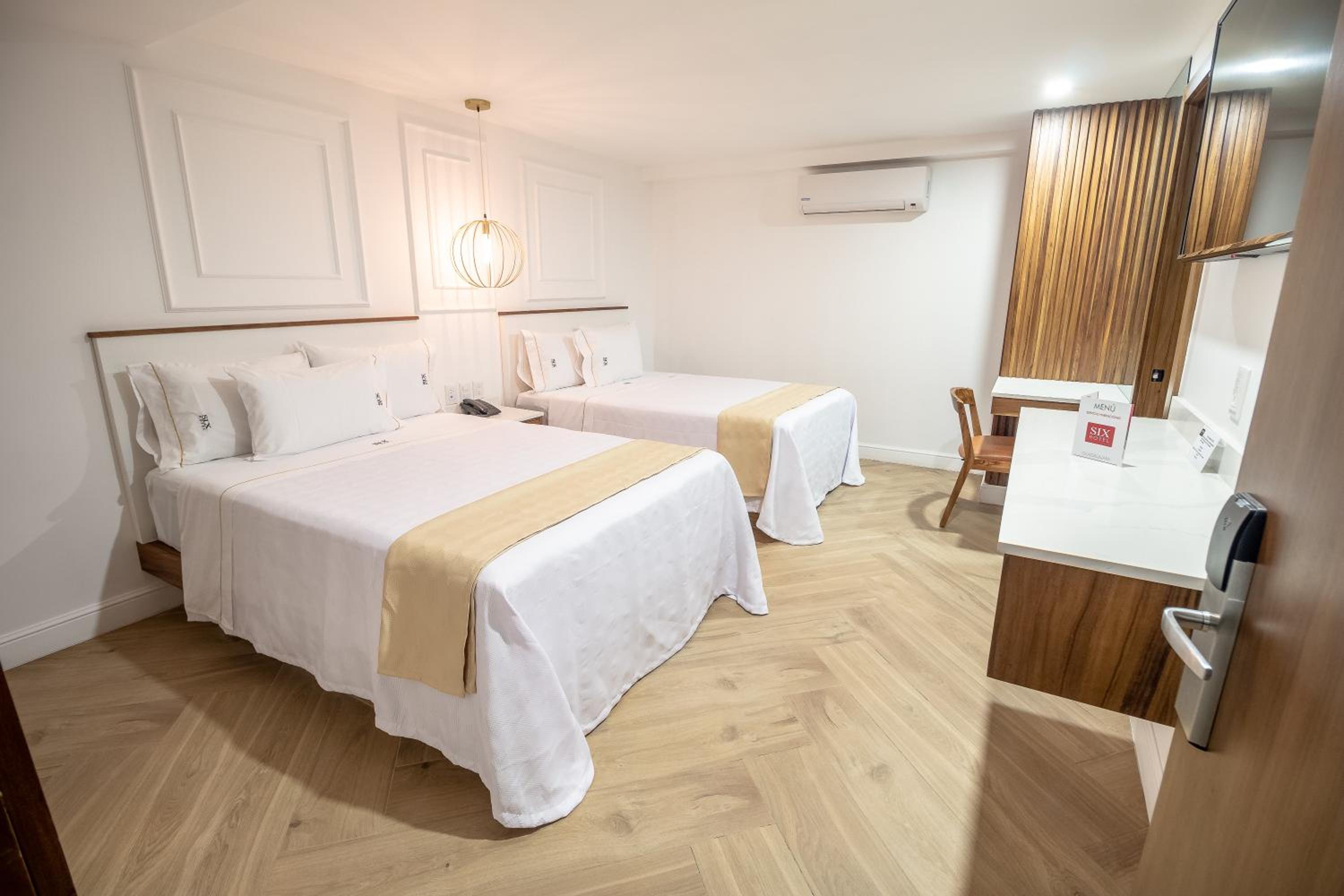 Double Room - Photo 6