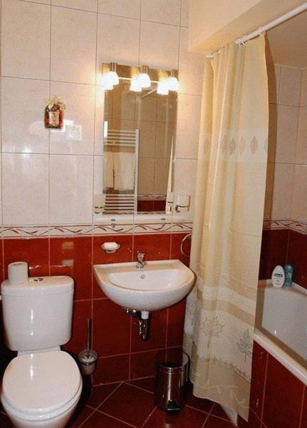Double Room - Photo 6