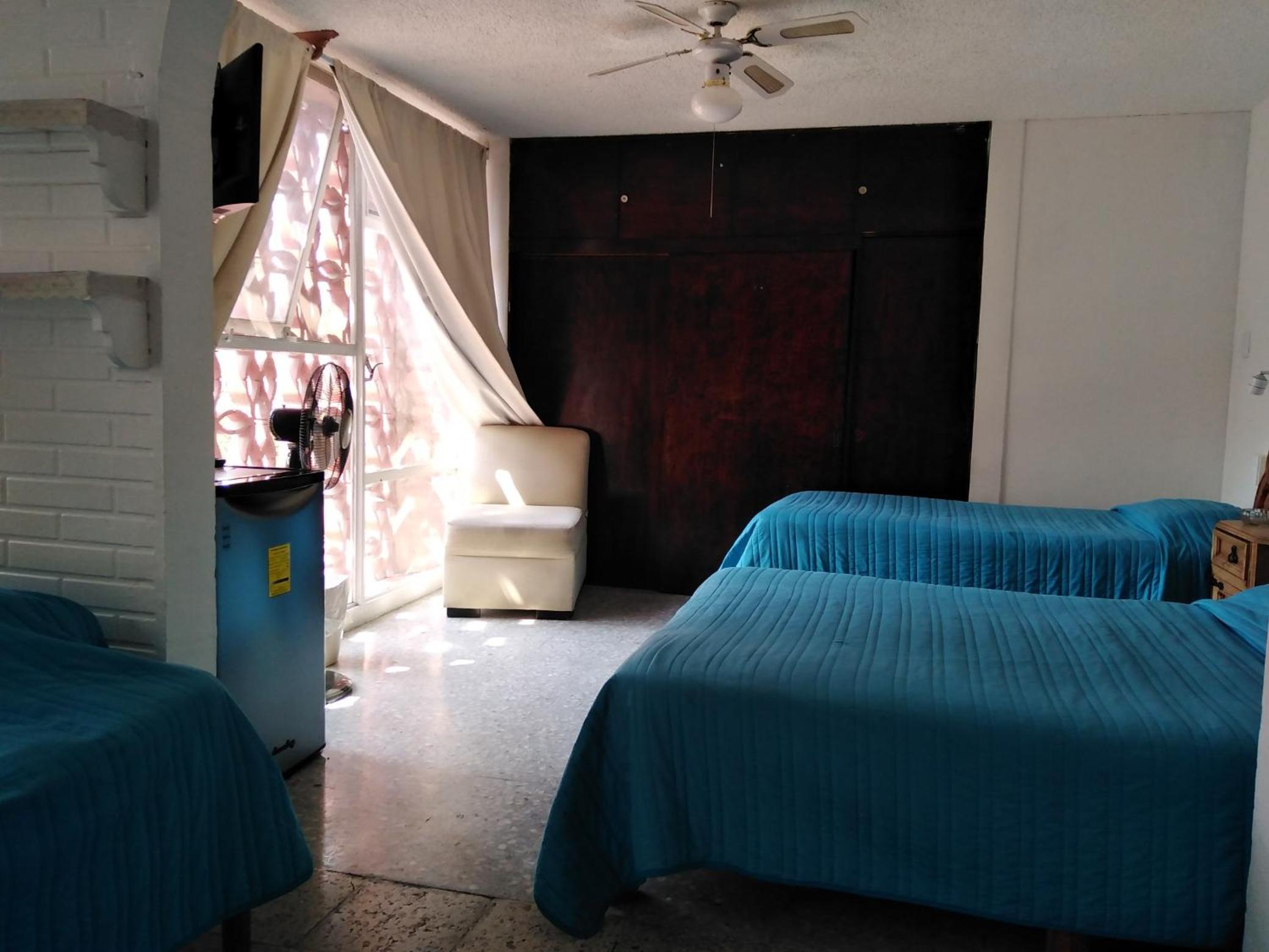 Quadruple Room with Bathroom photo 2