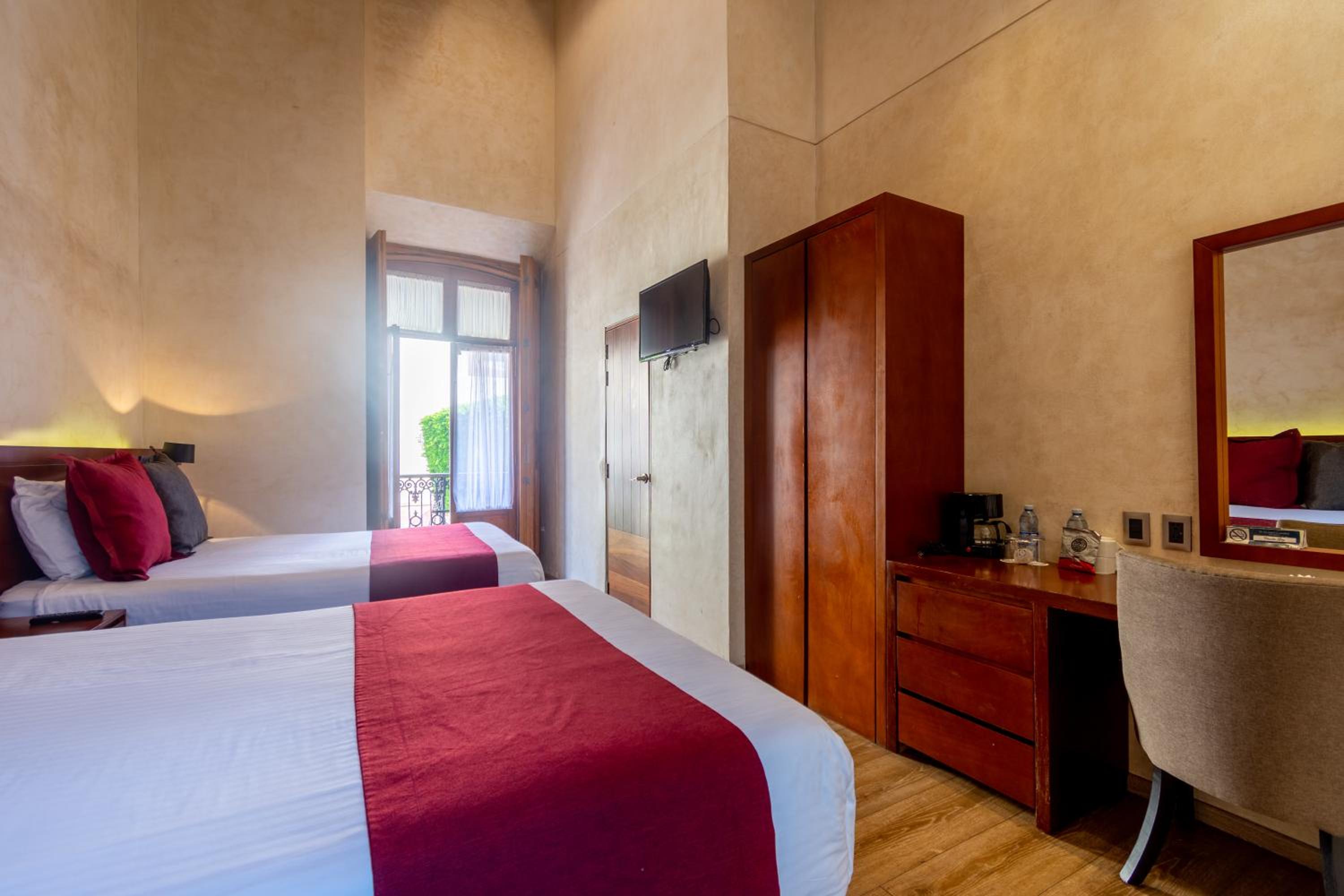 Twin Room with Balcony photo 1