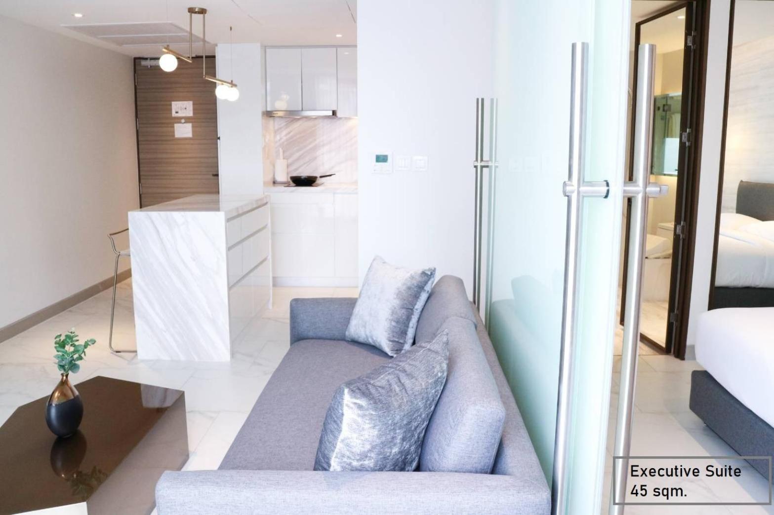Executive Suite photo 2
