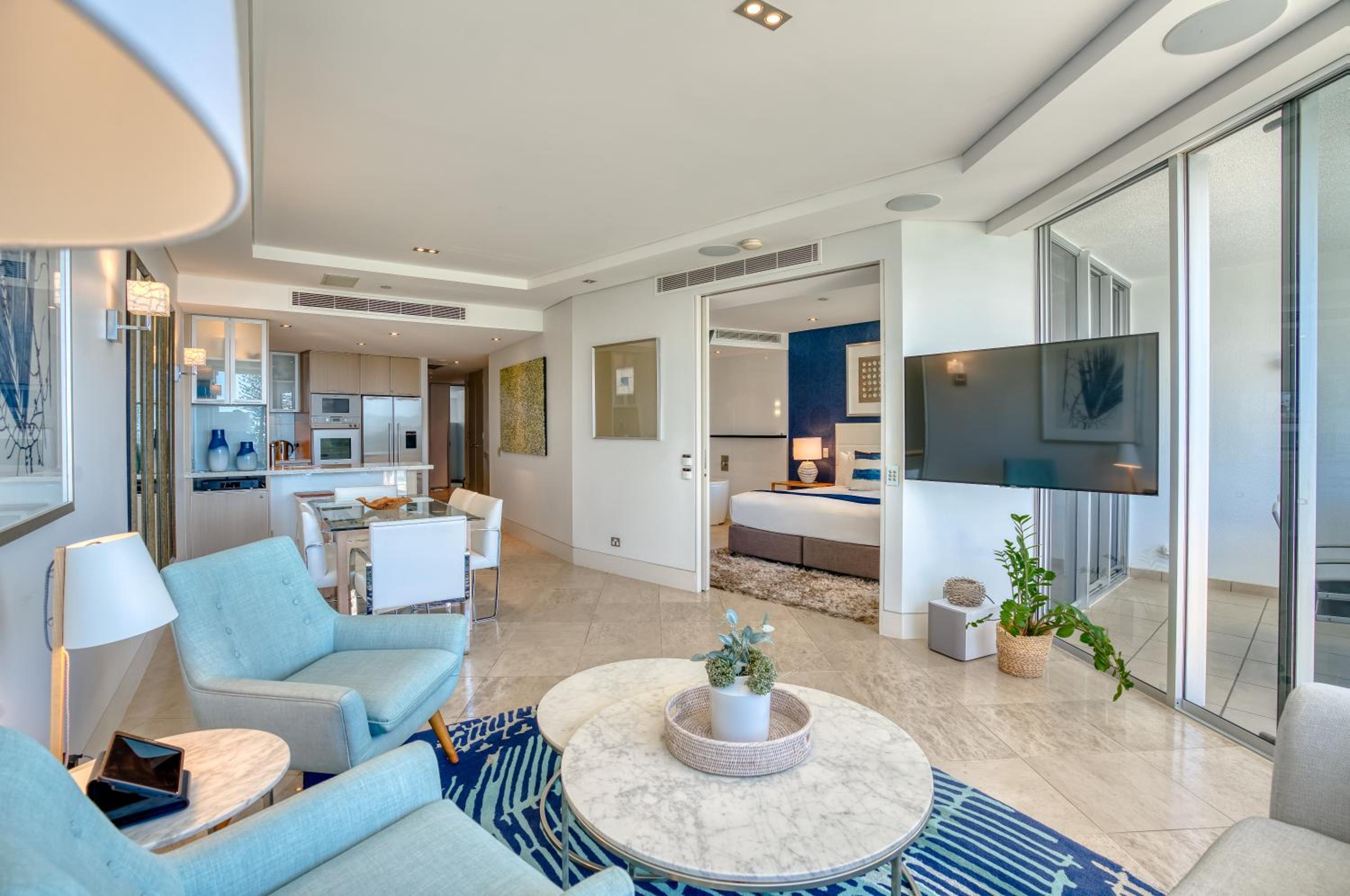 Two-Bedroom Suite with Ocean View - Photo 13