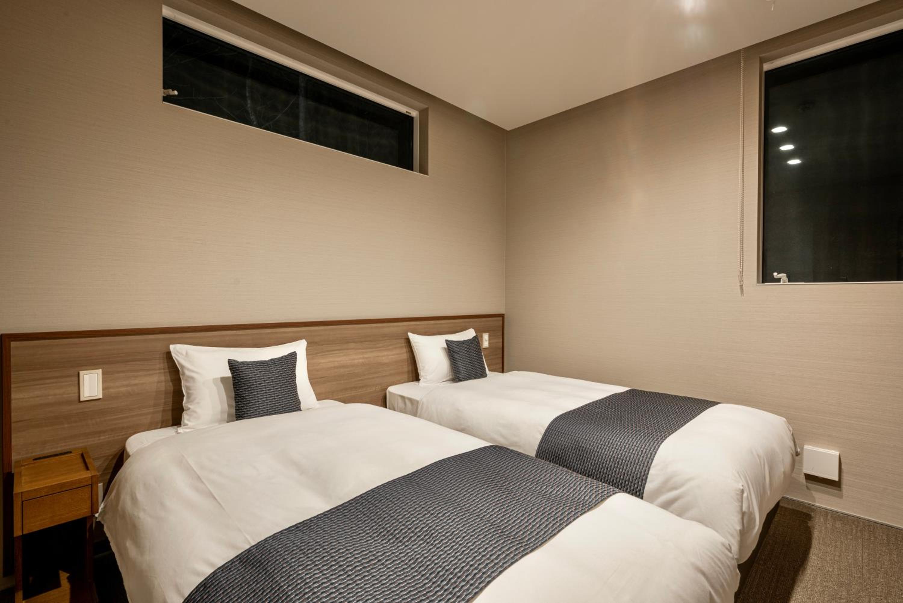 Three-Bedroom Chalet - Photo 41