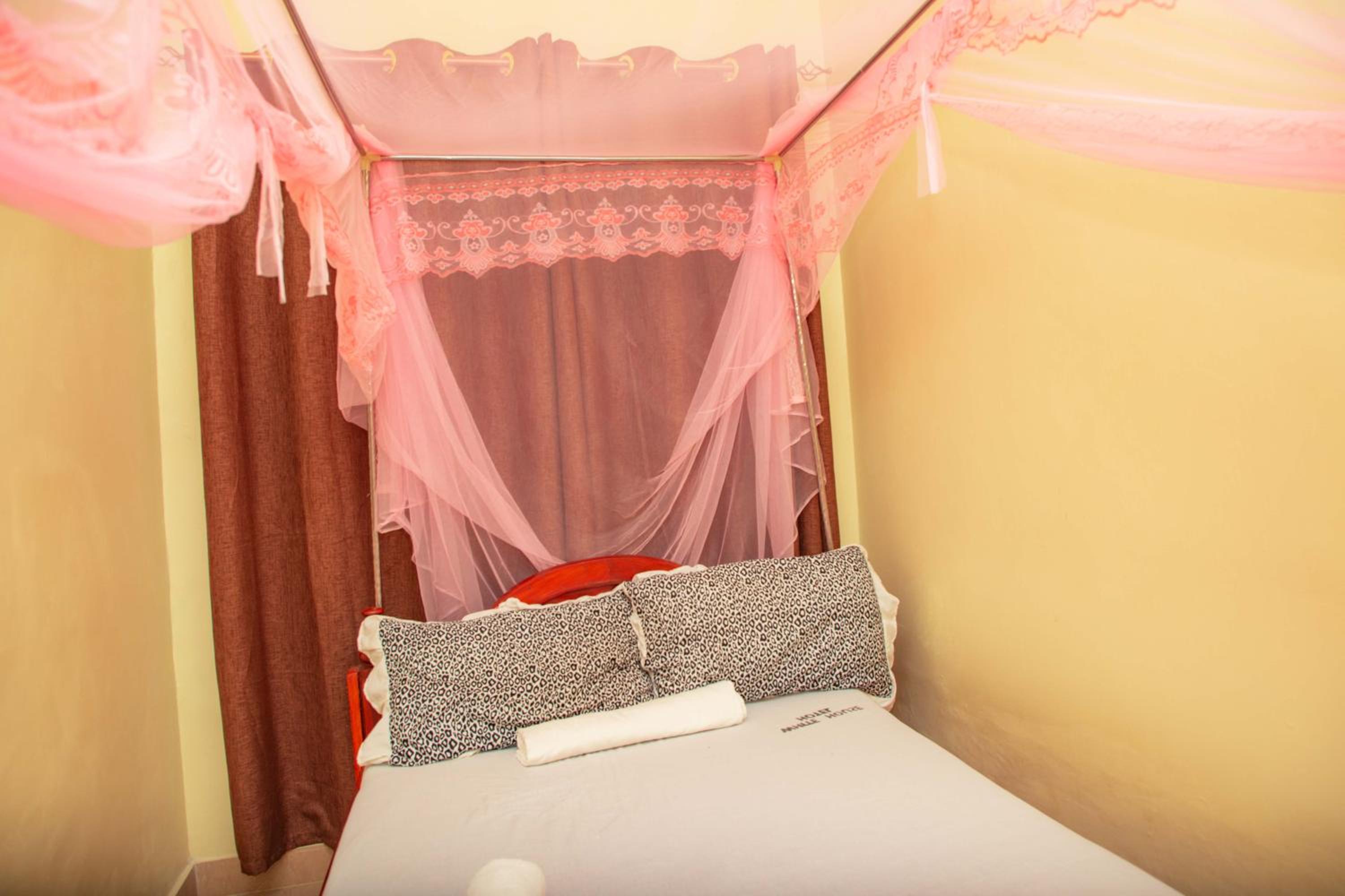 Small Single Room