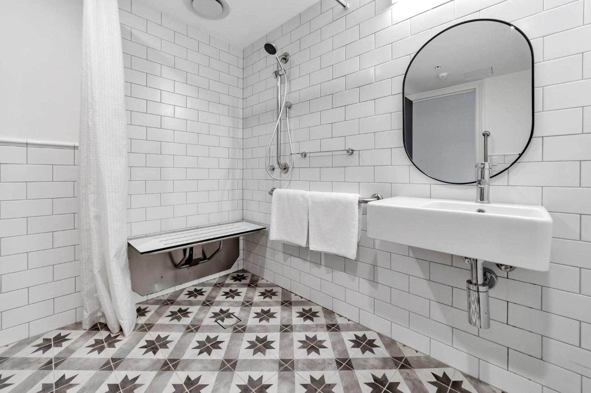 Deluxe Double or Twin Room photo 2