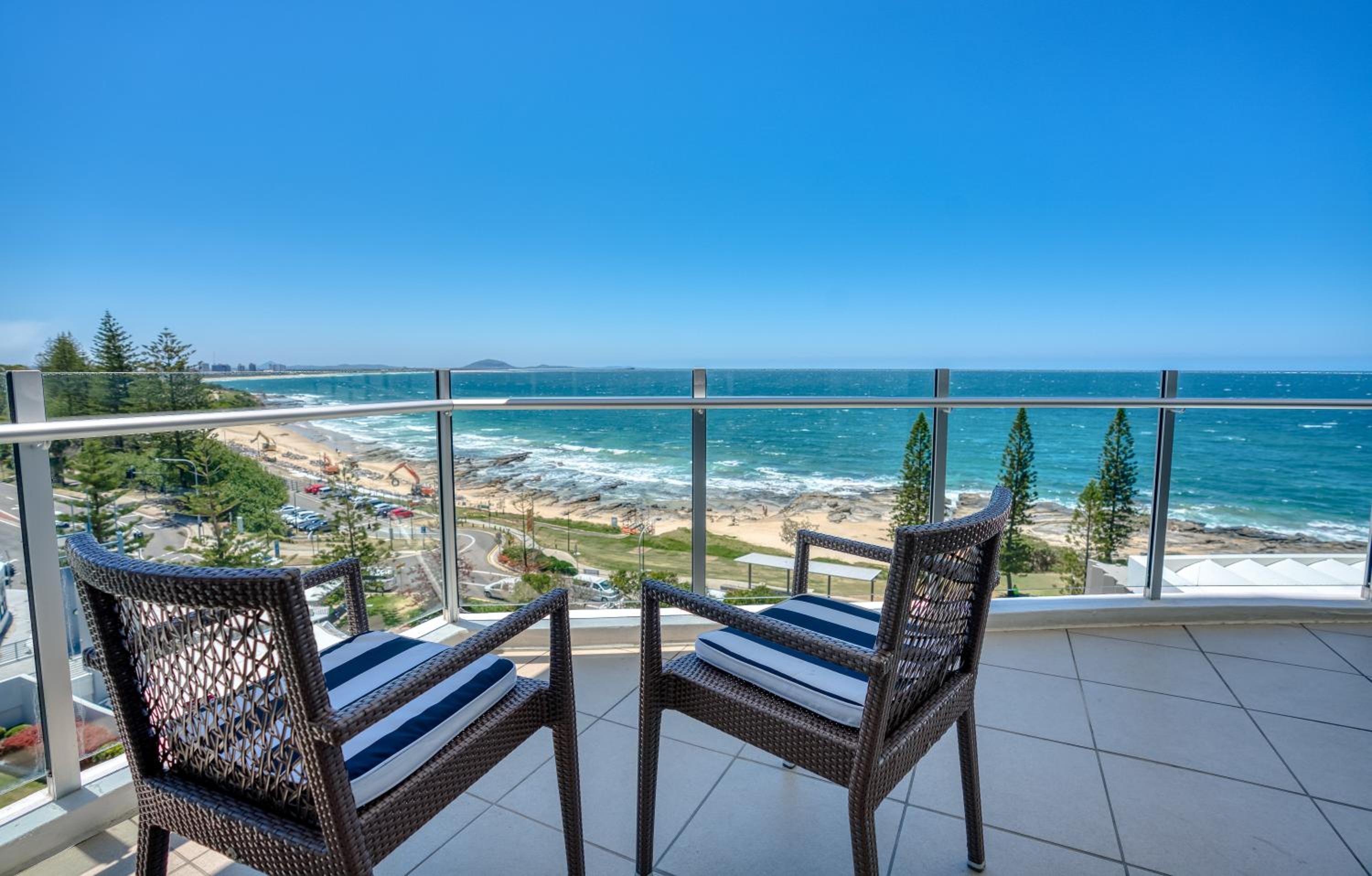 Three-Bedroom Deluxe Suite with Ocean View photo 3