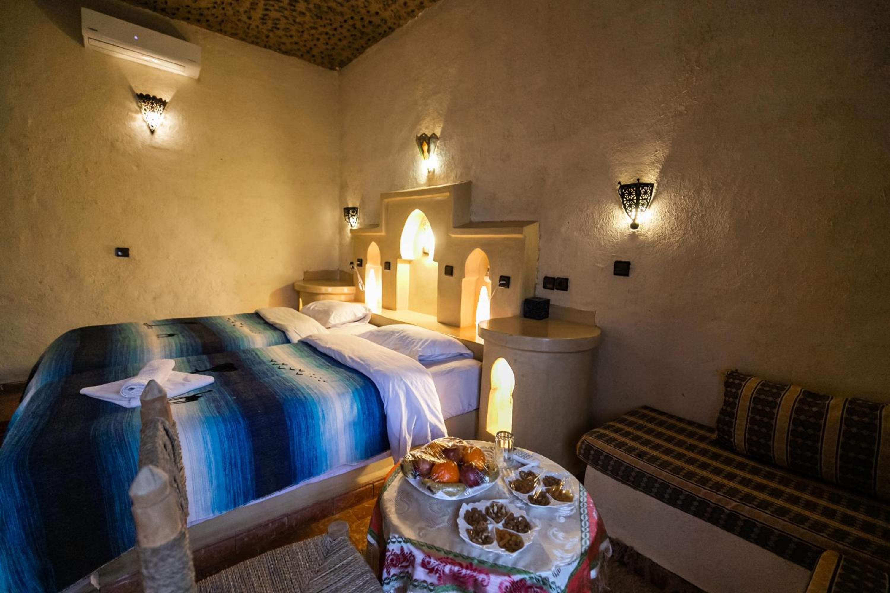 Double Room - Photo 6