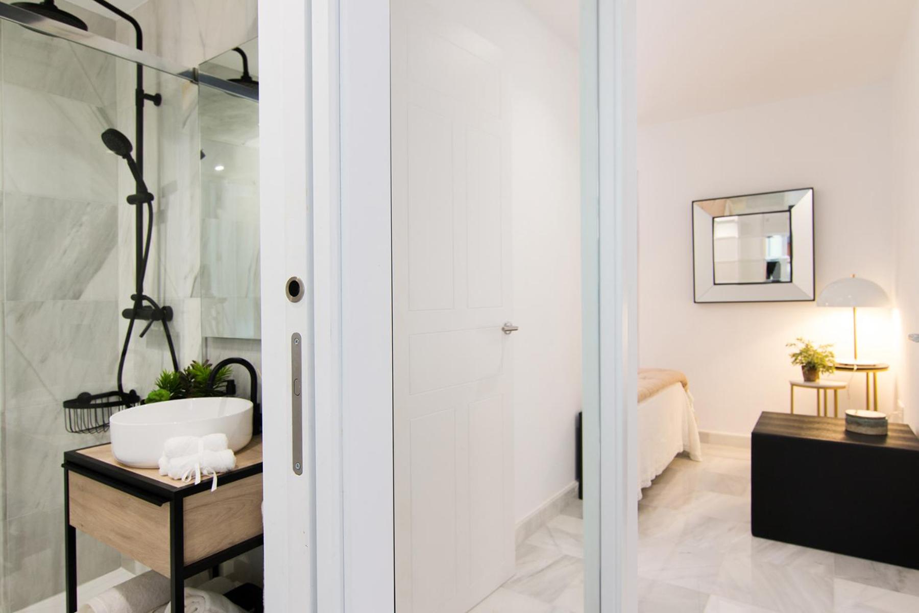 Two-Bedroom Apartment - Photo 9