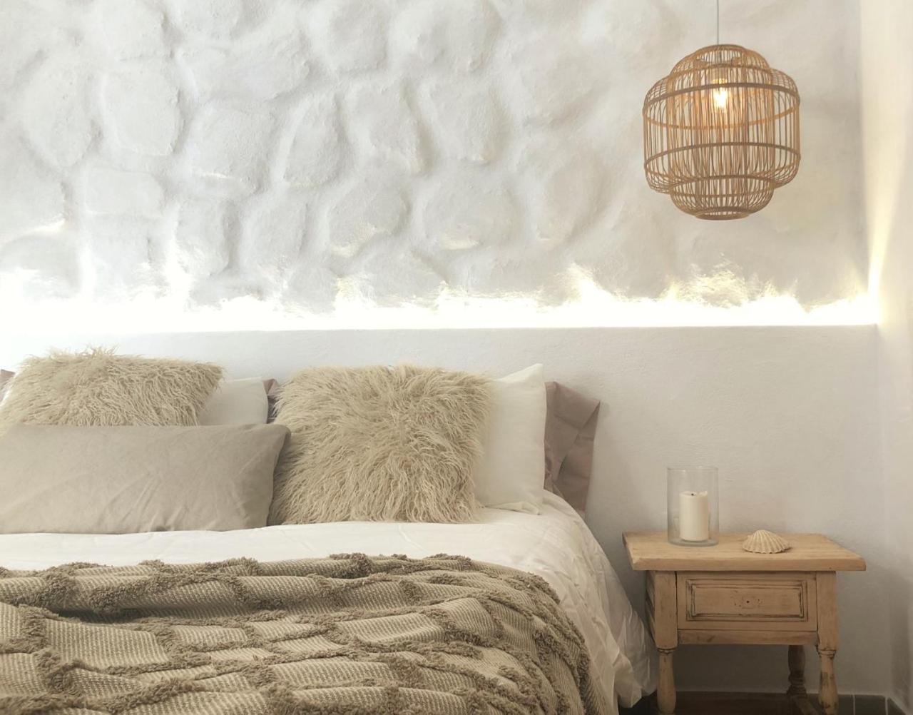 One-Bedroom Apartment - Photo 30