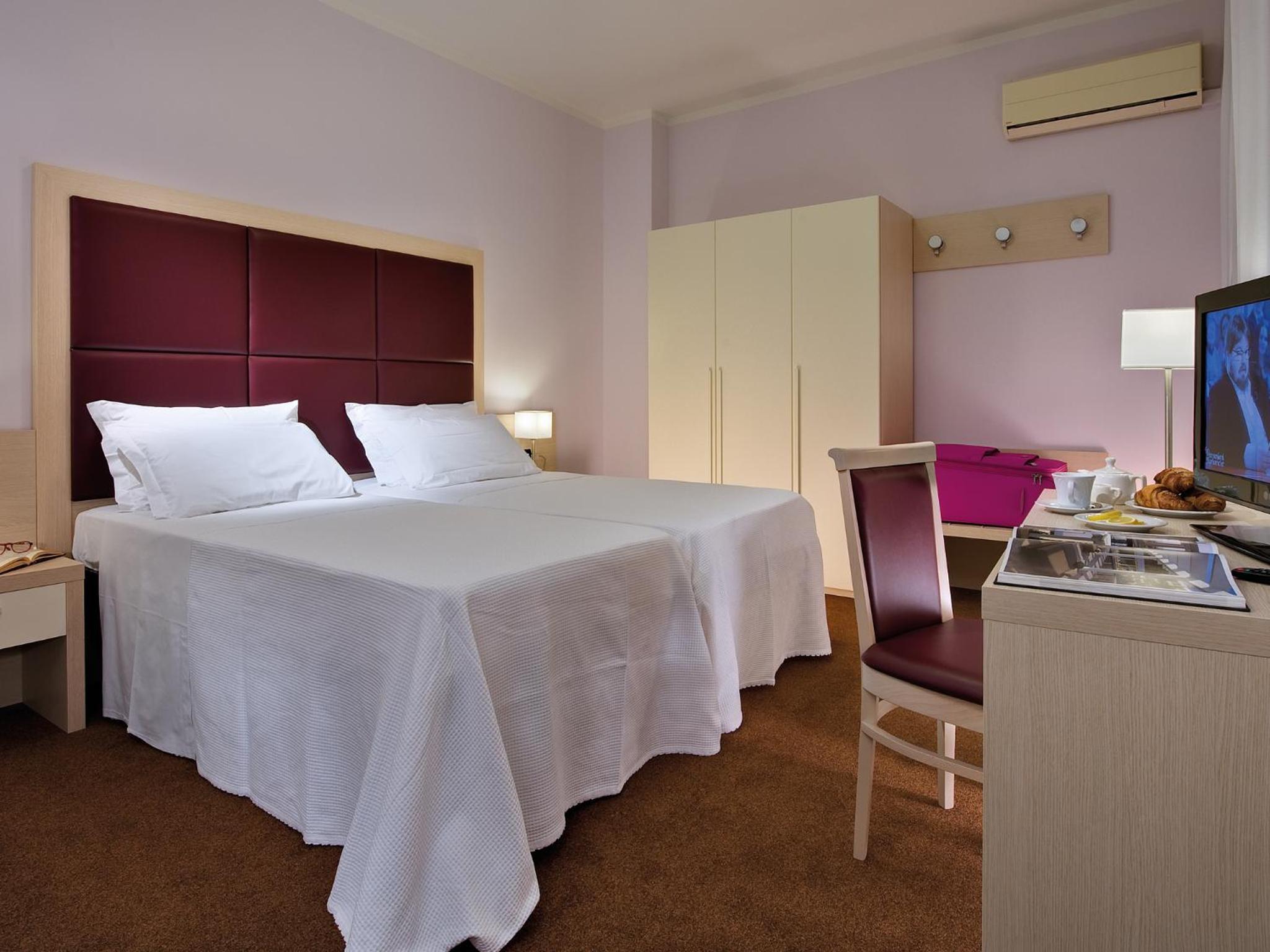 Classic Triple Room