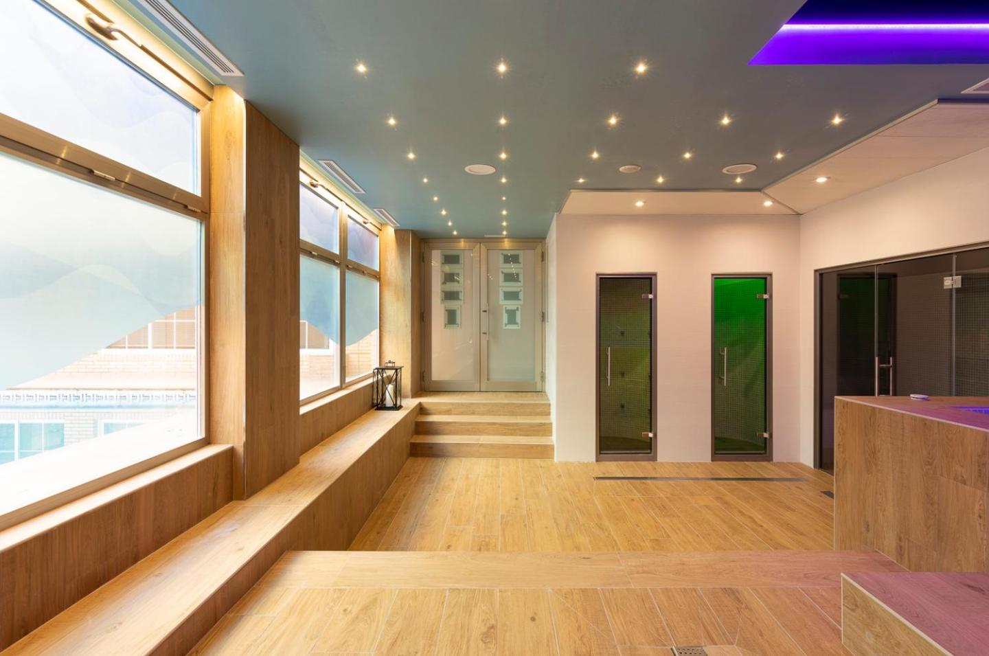 1 Bedroom Apartment with Spa access (2 Adults) - Photo 12