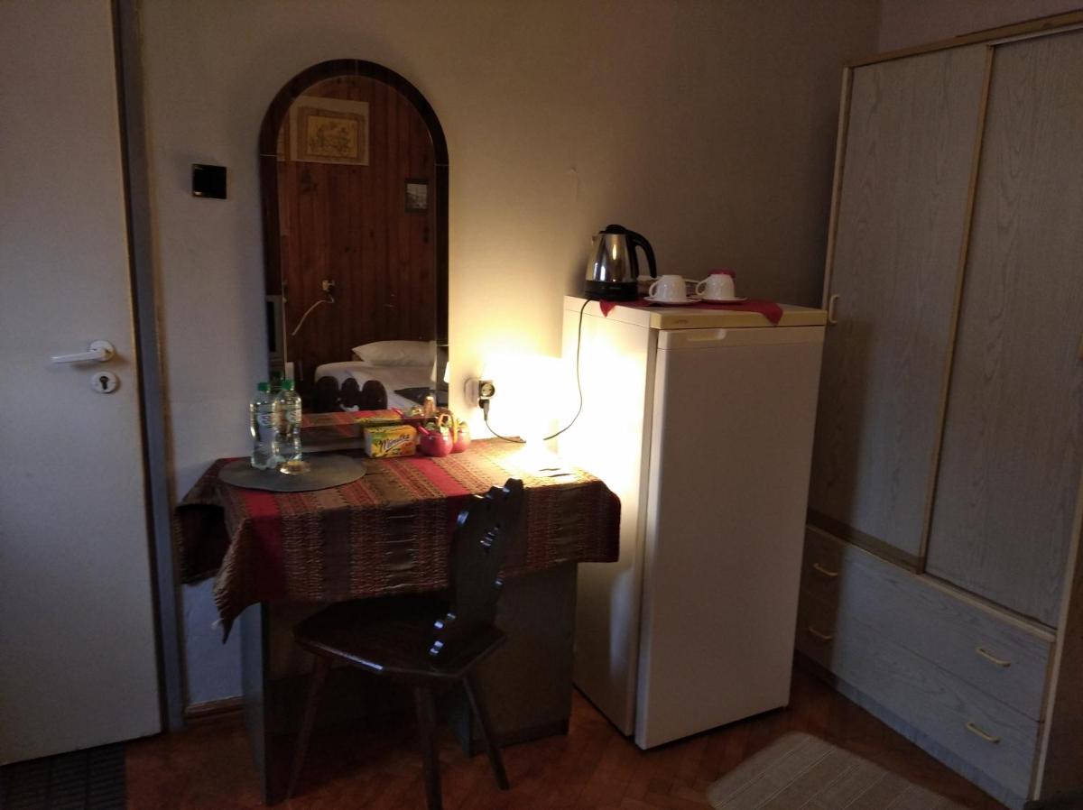 Double Room - Photo 3