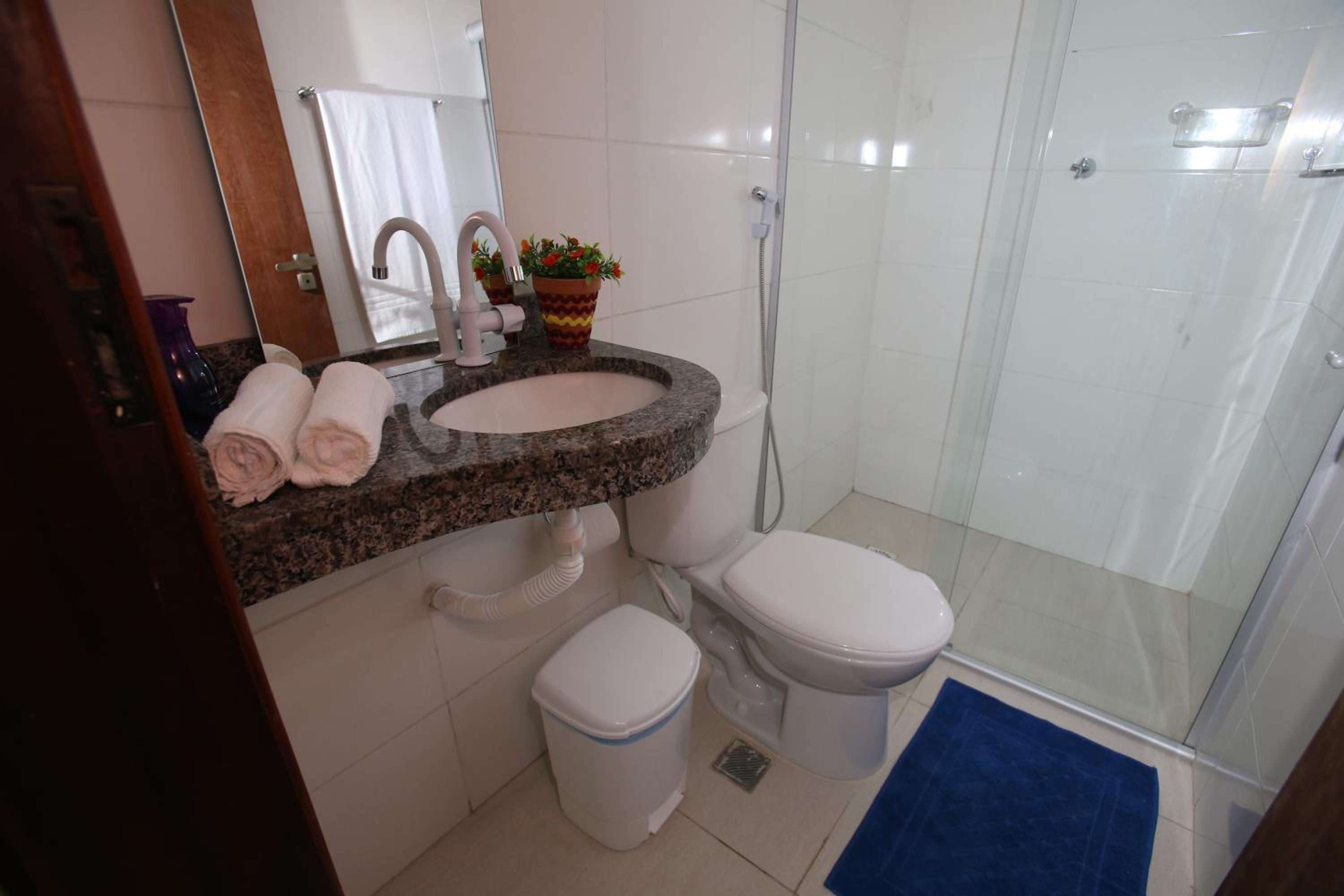 Double Room with Private Bathroom photo 3