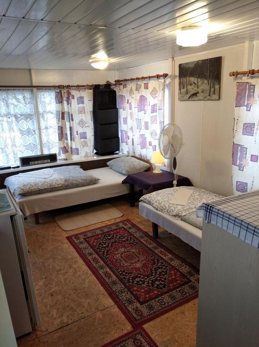 Mobile Home photo 1