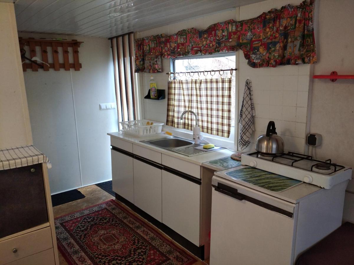 Mobile Home photo 2