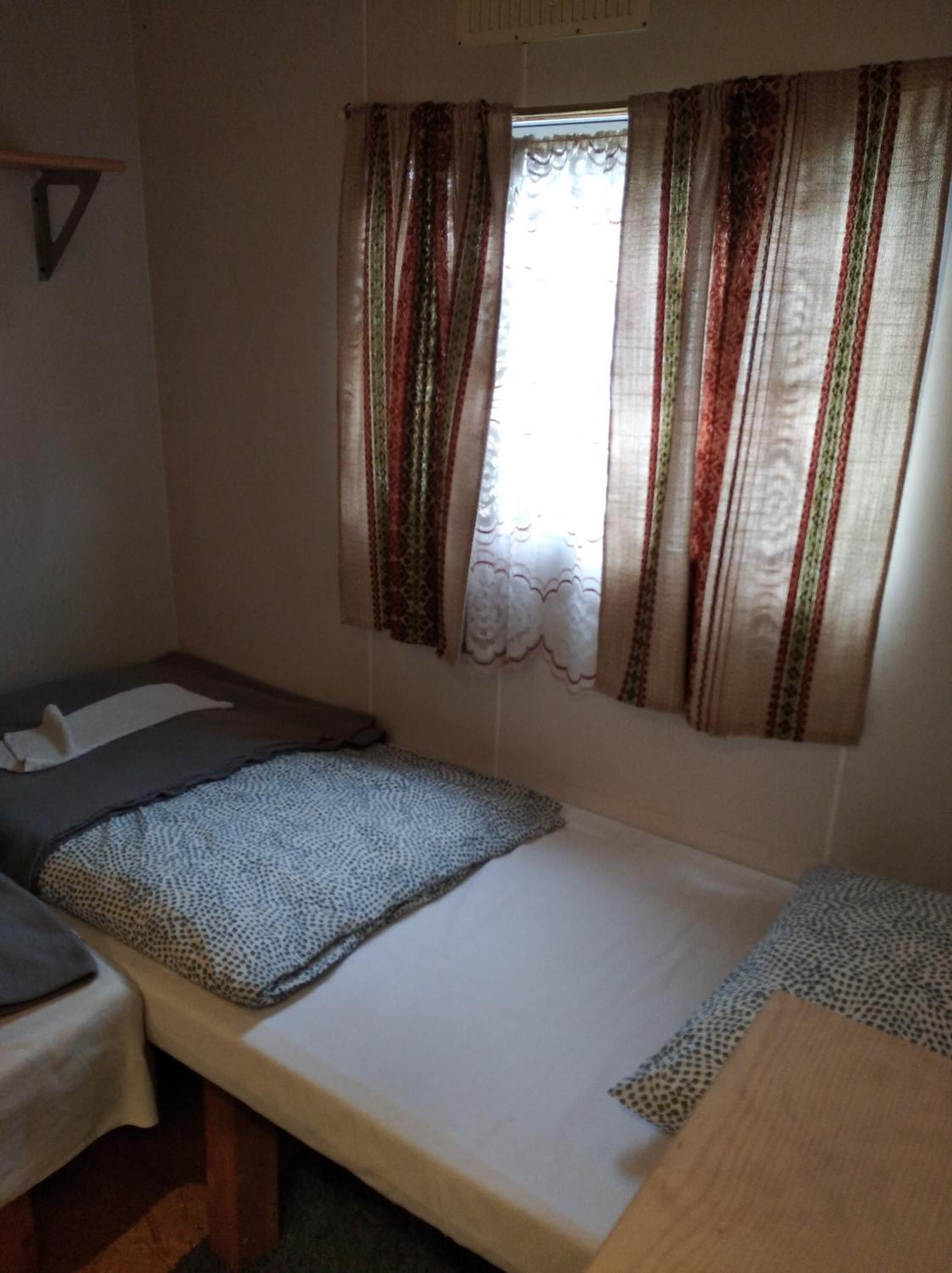 Mobile Home photo 3