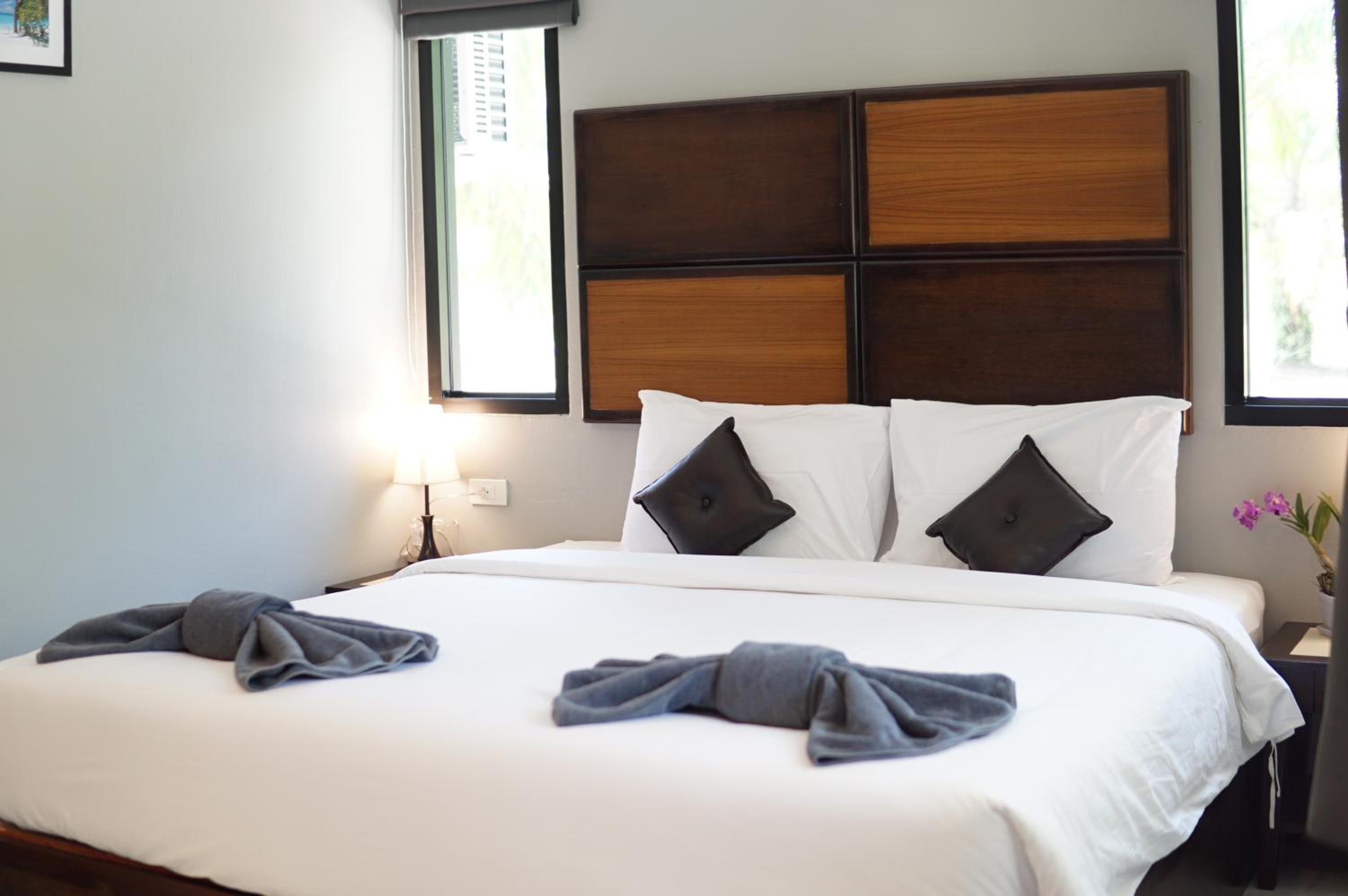 King Room with Balcony