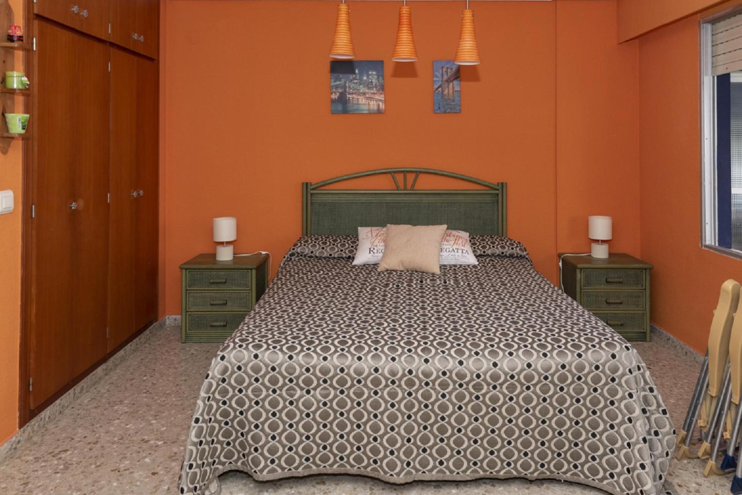 Apartamento con Balcón