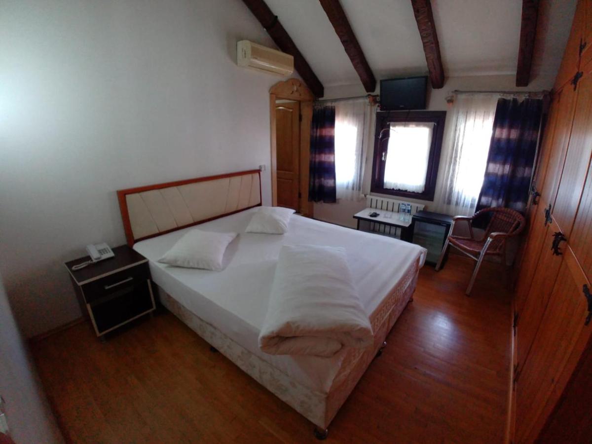 Standard Double Room photo 1