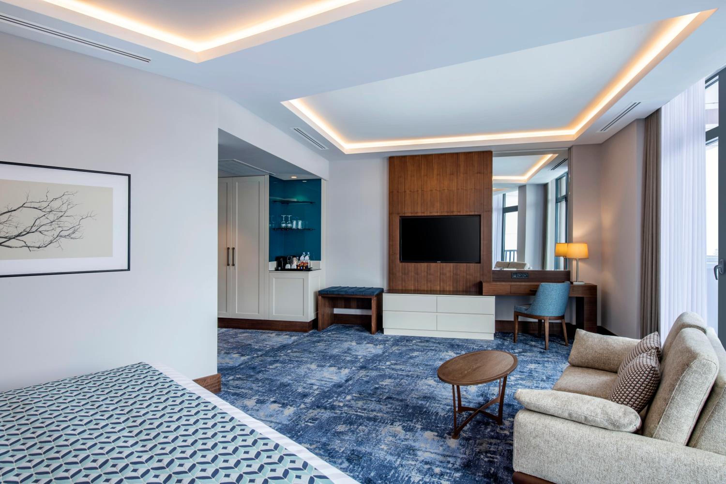 Superior King Room - Photo 1