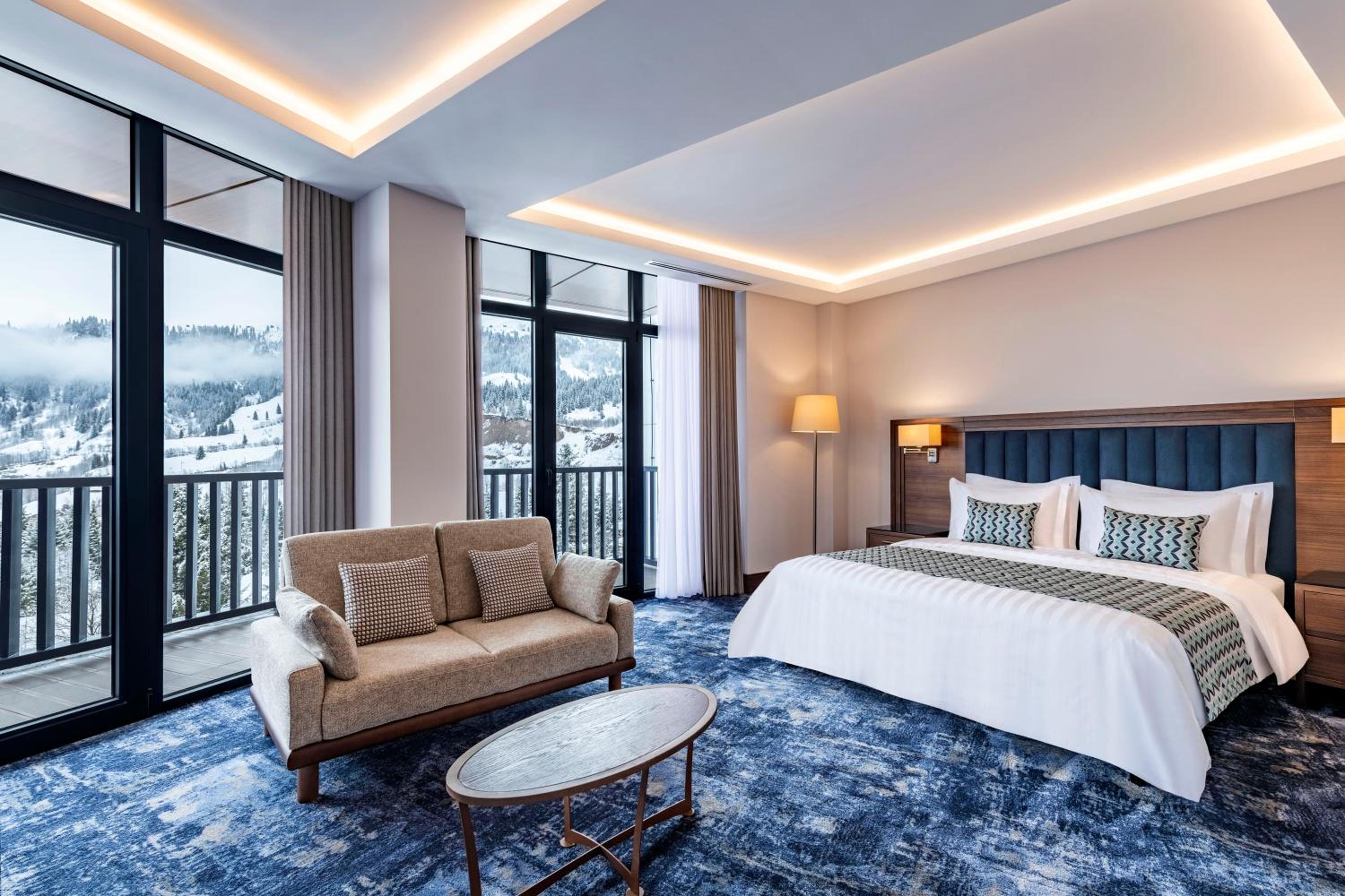 Superior King Room - Photo 7