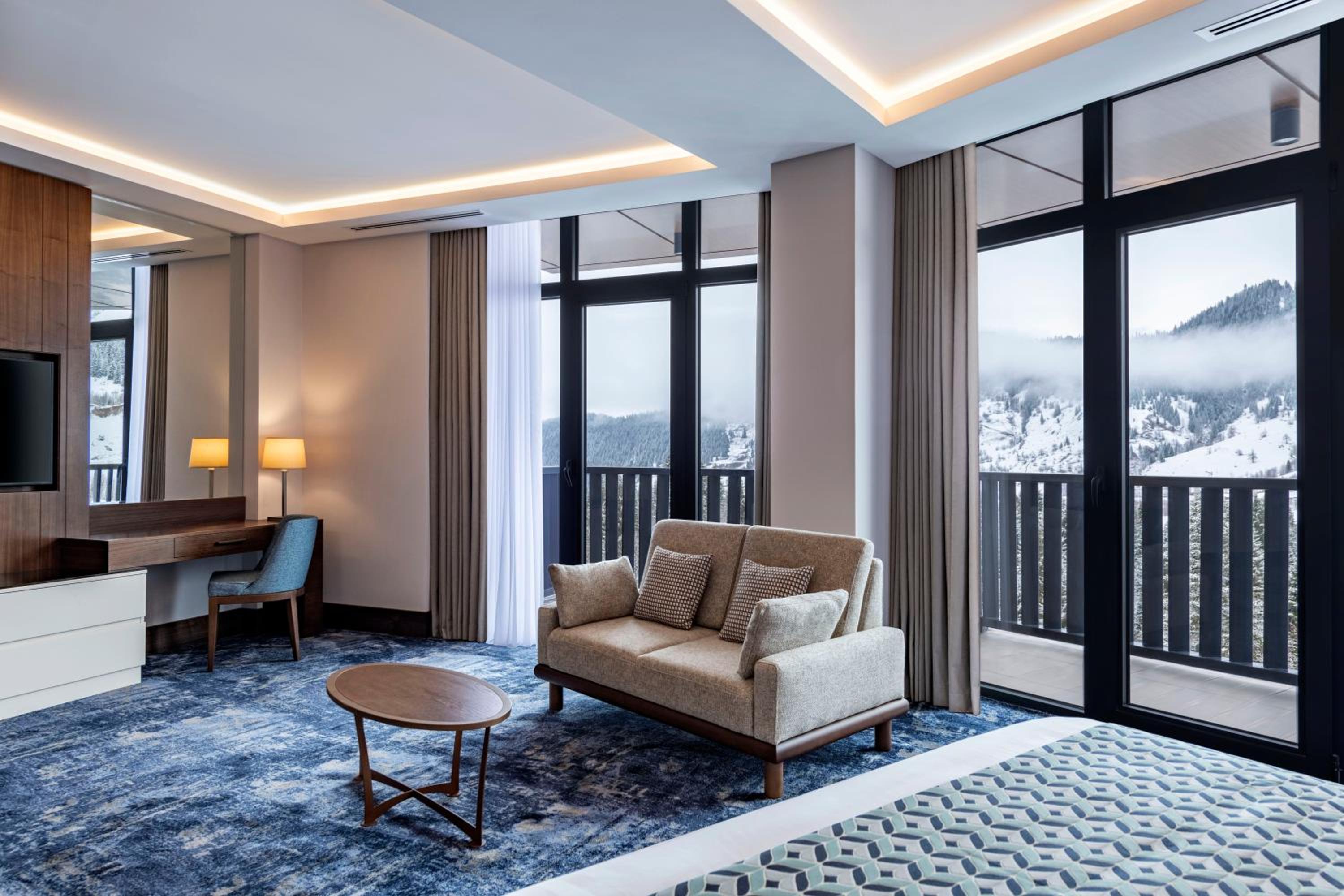 Superior King Room - Photo 2